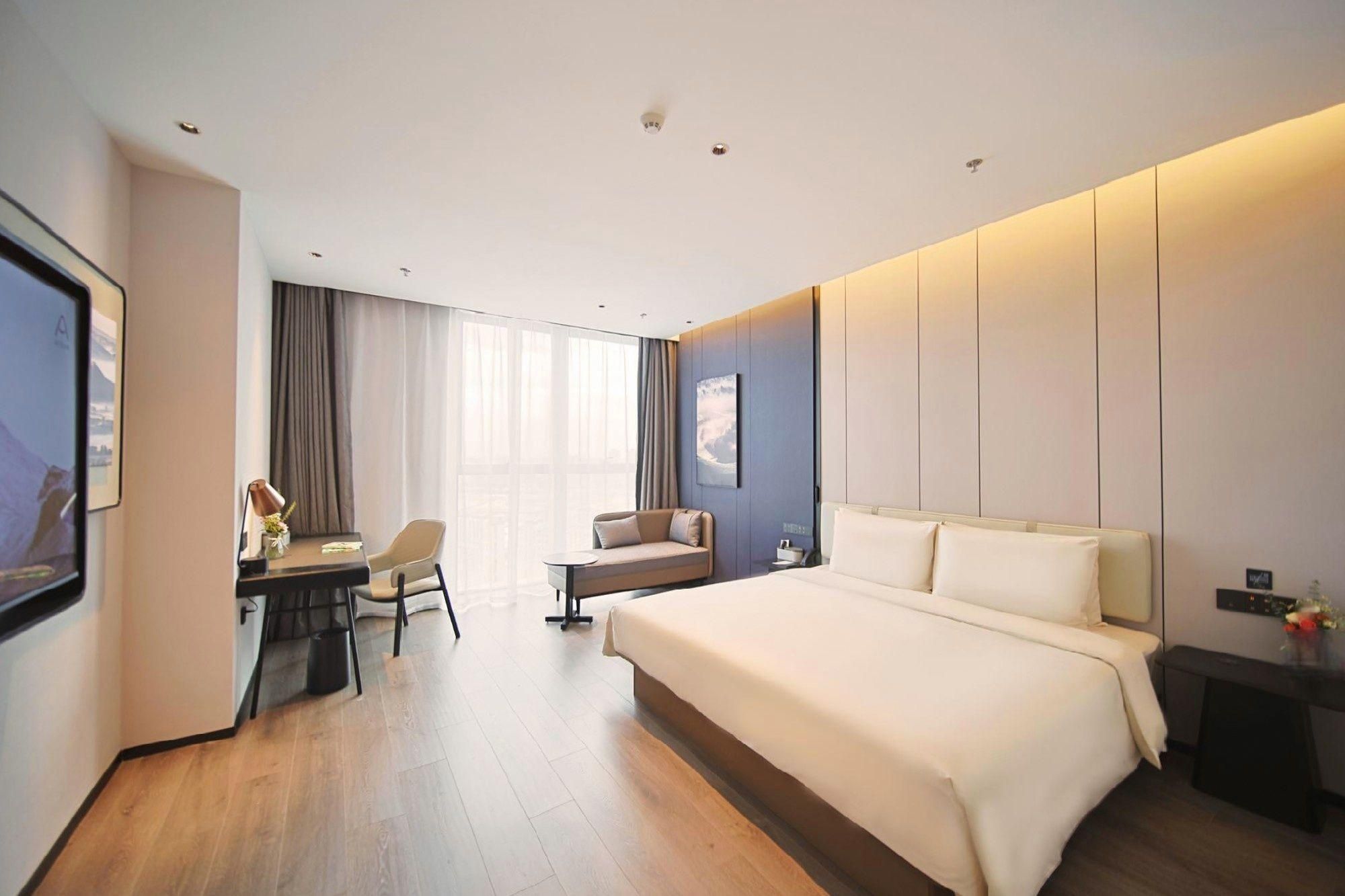 Atour Hotel Changchun Silicon Valley Street Zhongshang World Executive room, Guest room, 1 Queen