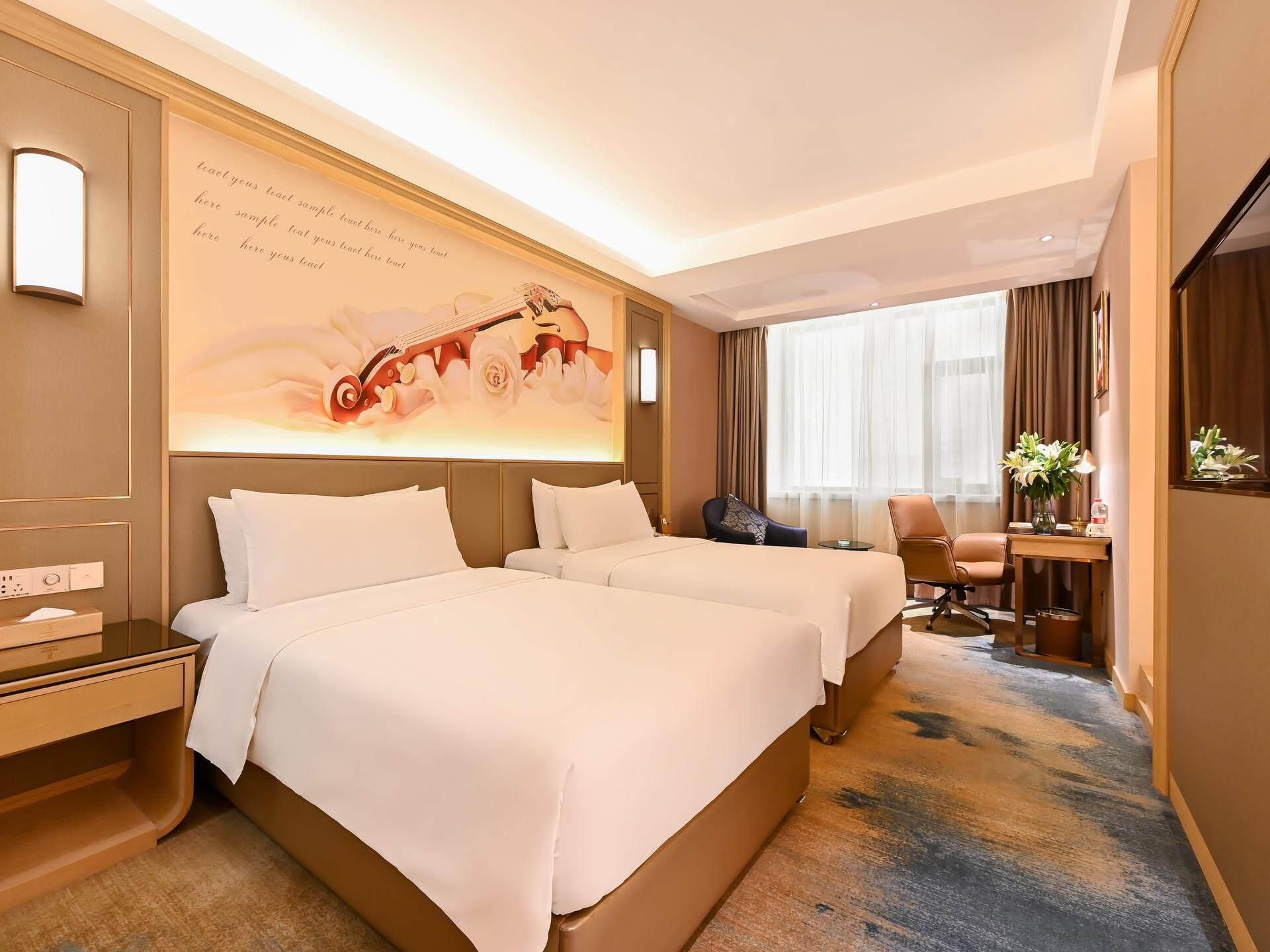 WH - Deluxe Room Twin
