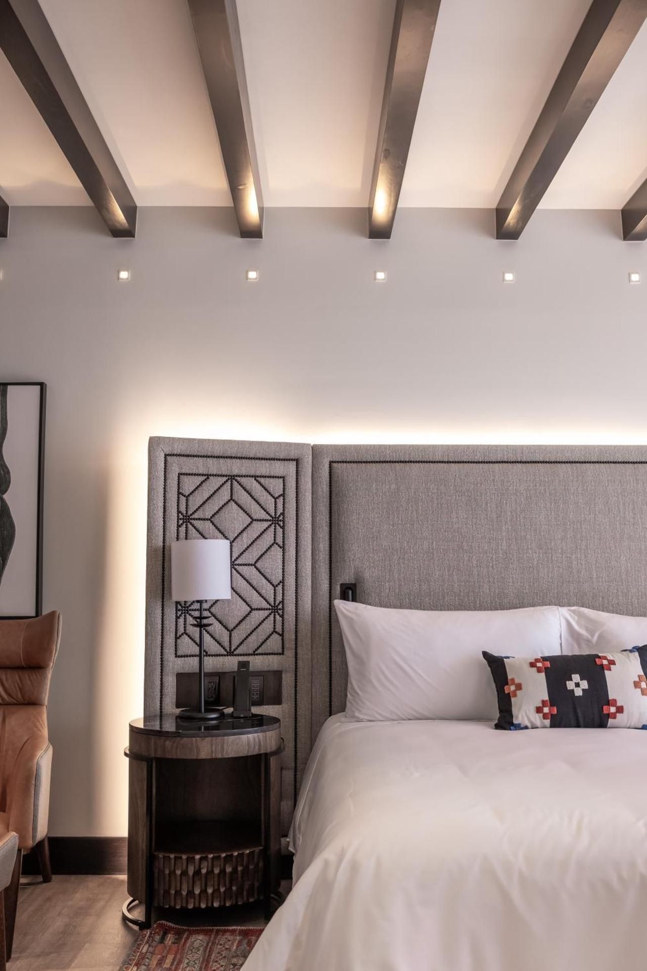 Deluxe Grand Room 2 Queen Size Beds