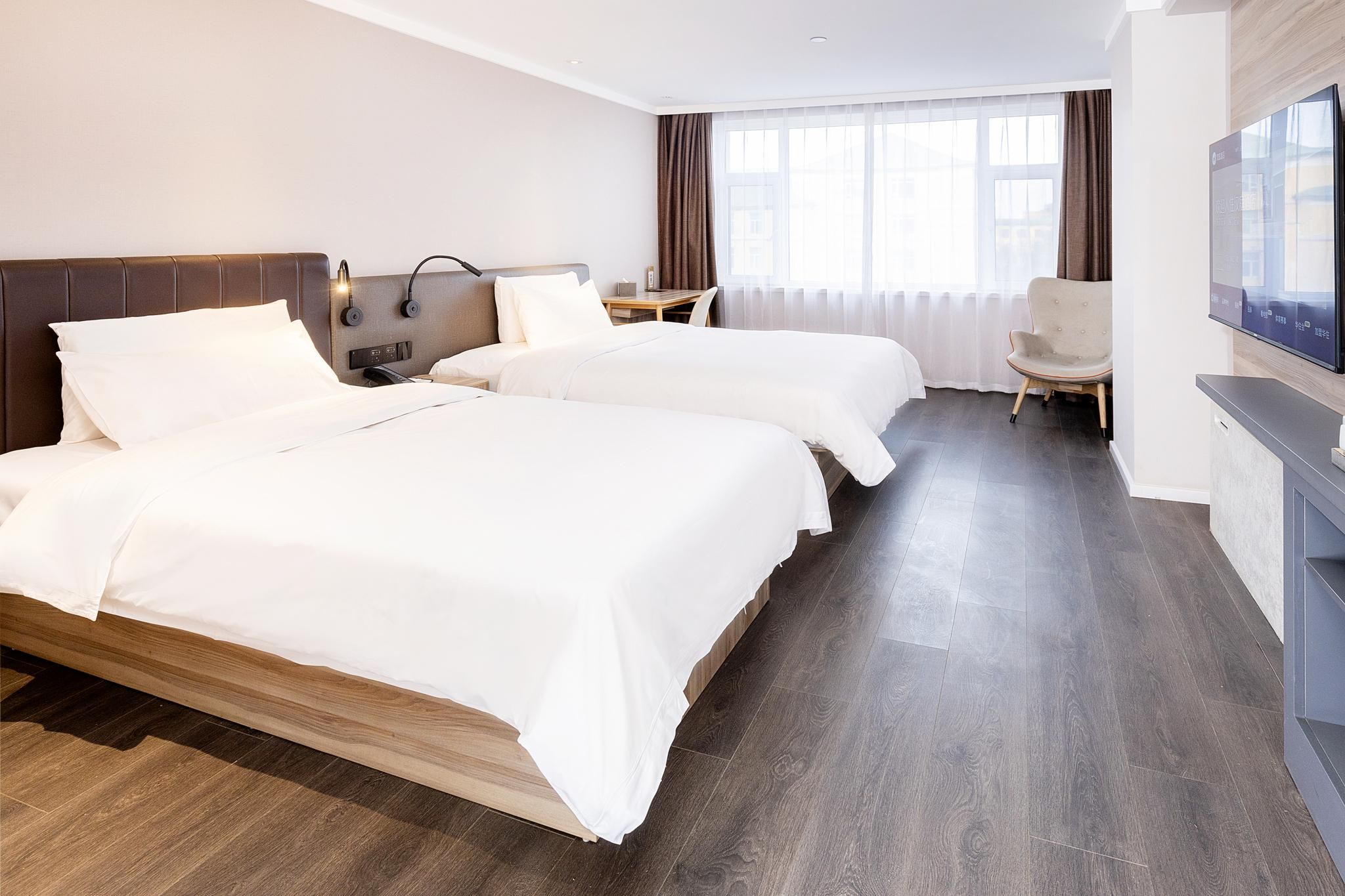 Deluxe Family Room, Guest room