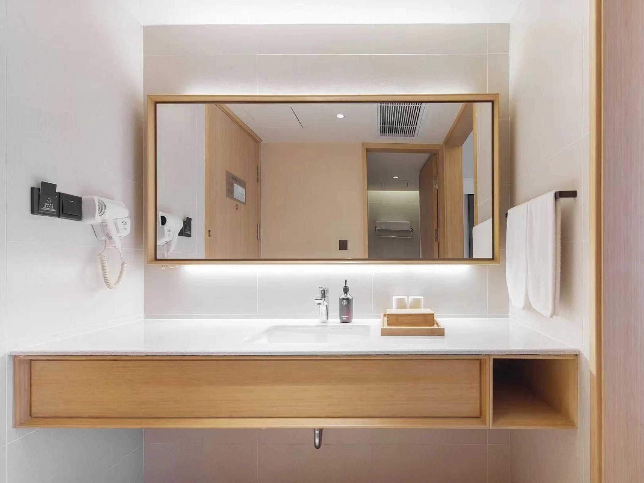 Business Queen Bed Room