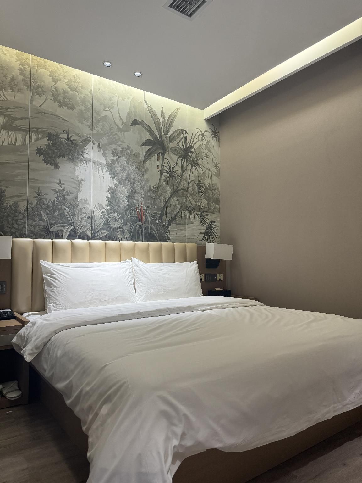 Huazhu - Speical Offer Guest Room
