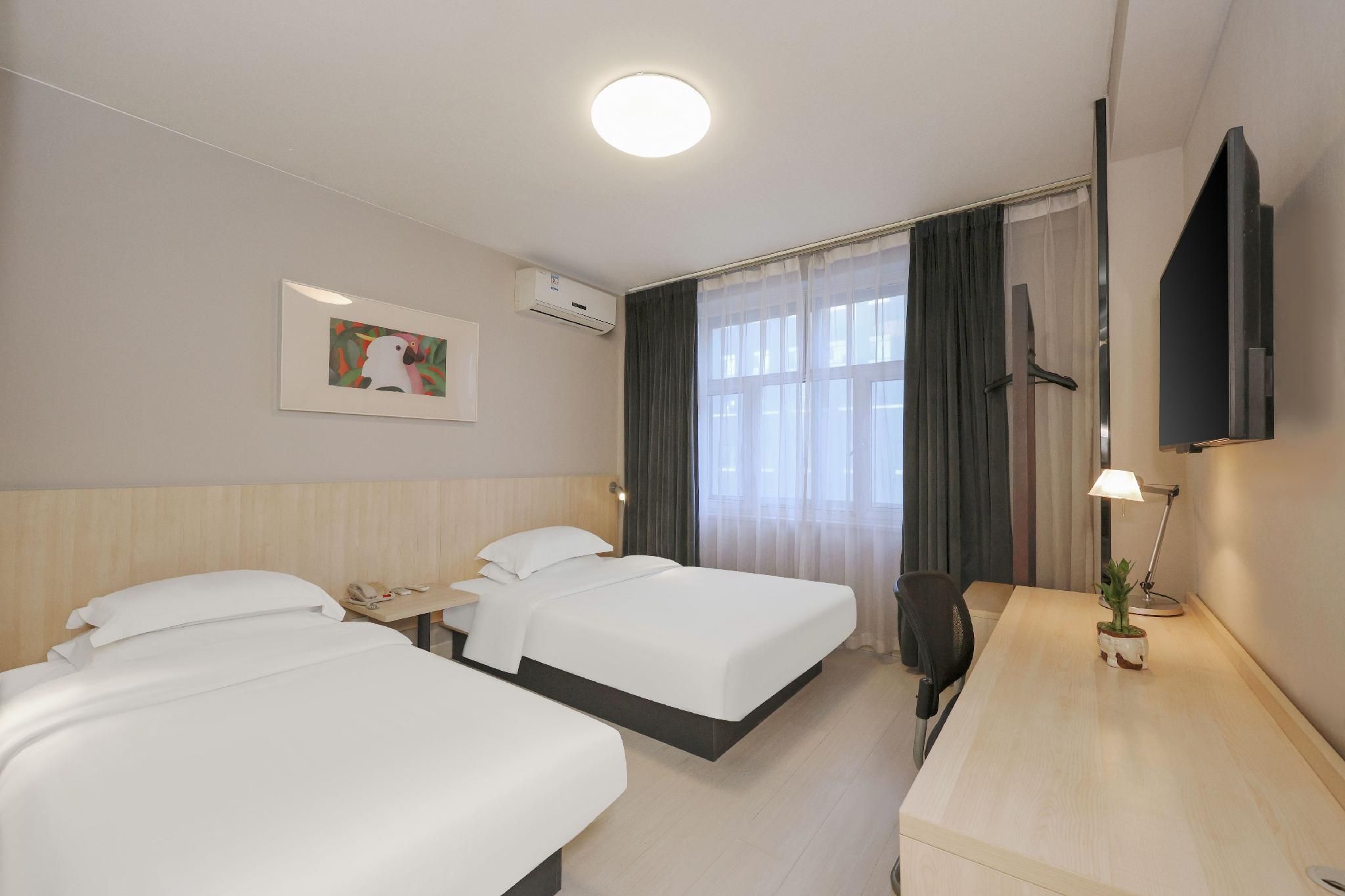 WH - Standard Daxiao Twin Room