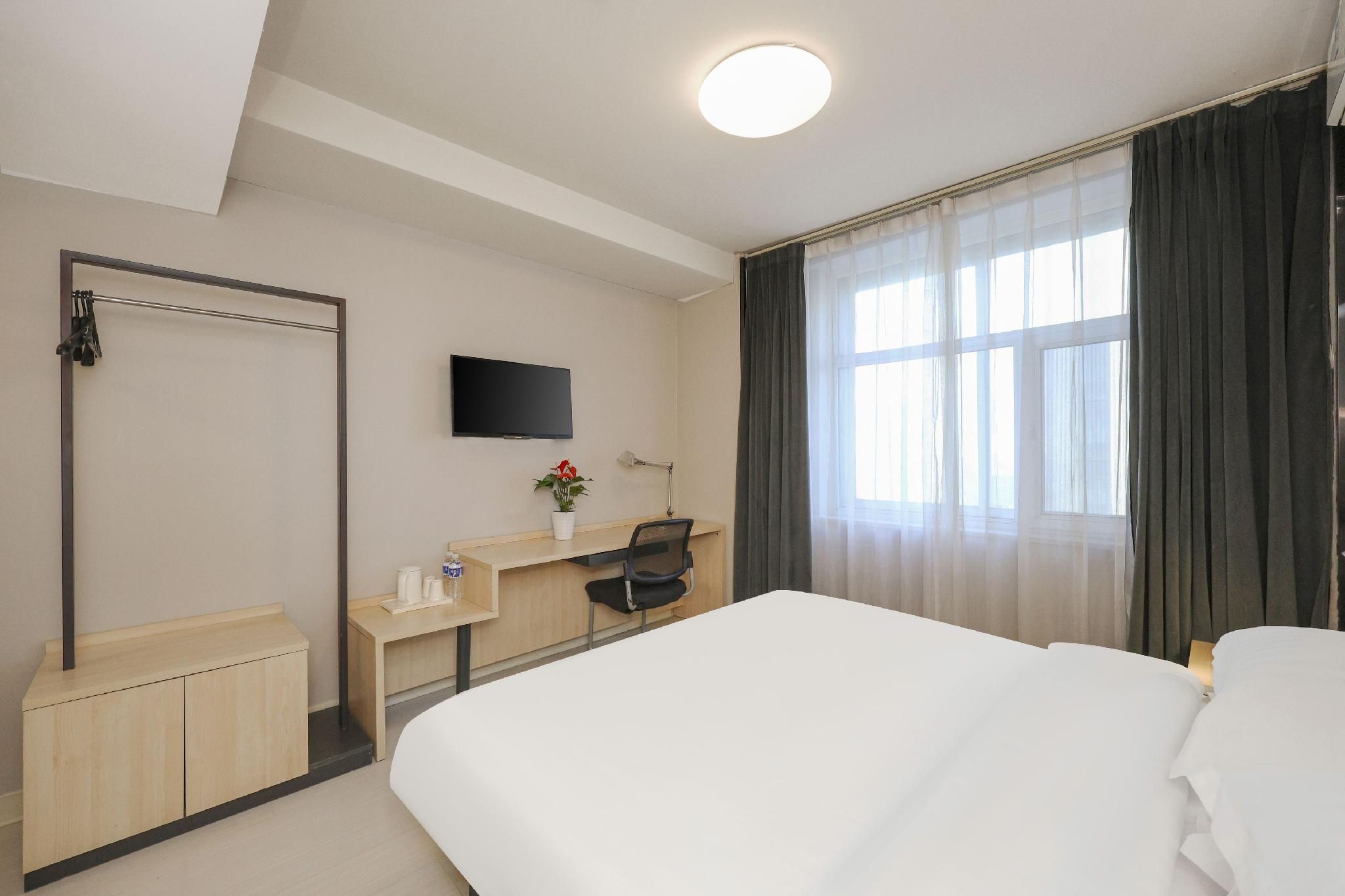 Zero Pressure - Standard Double Room