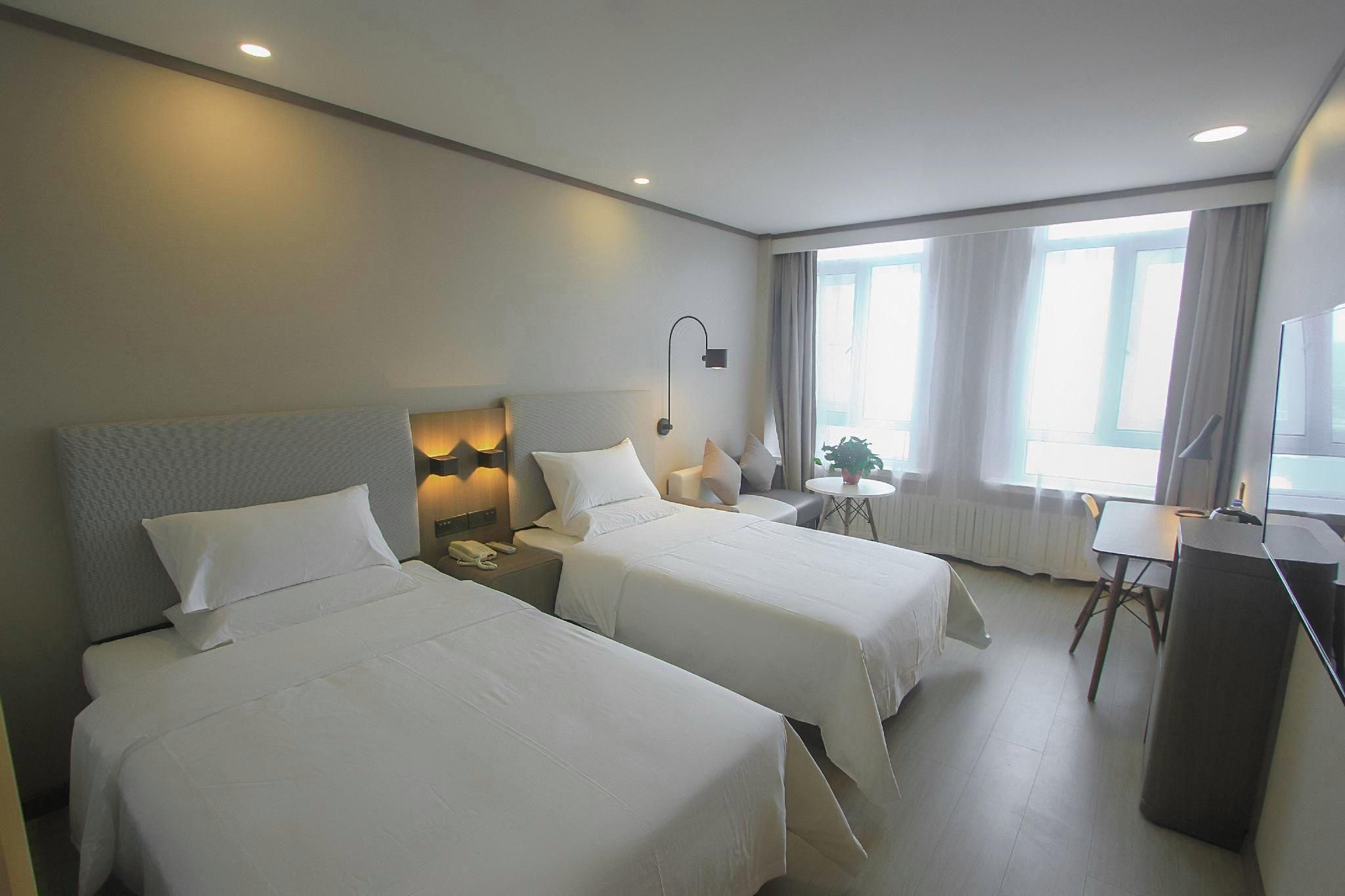 Business Twin Room