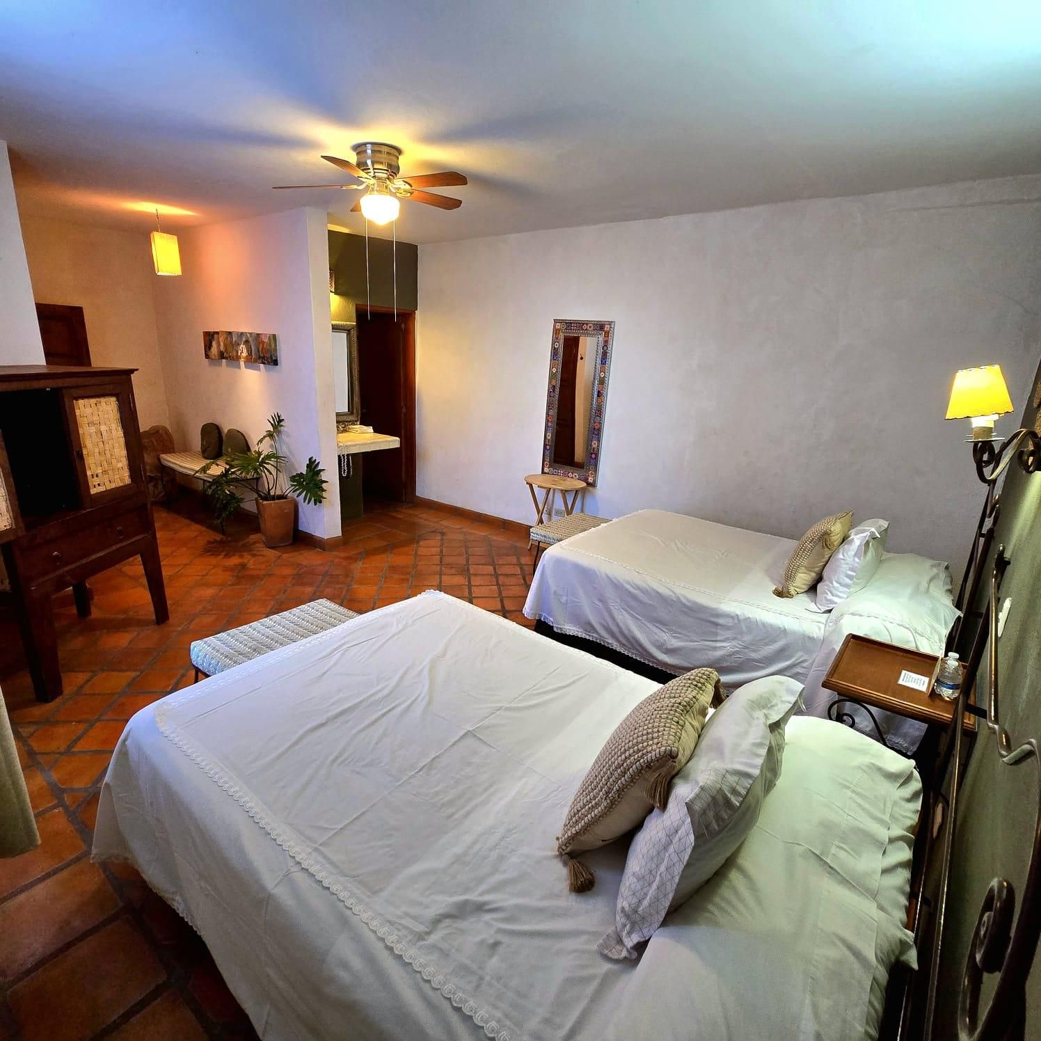 Standard Twin Room B