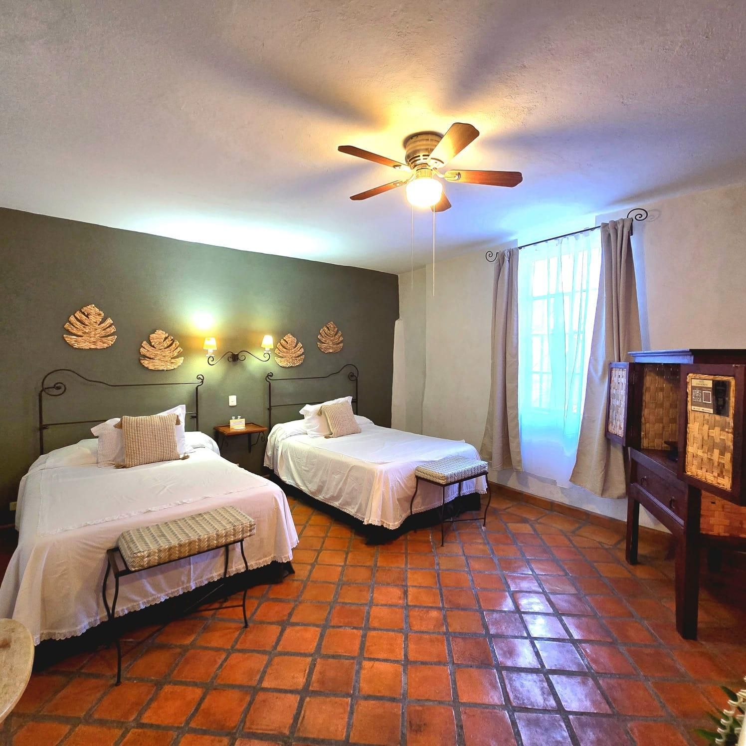 Standard Twin Room B
