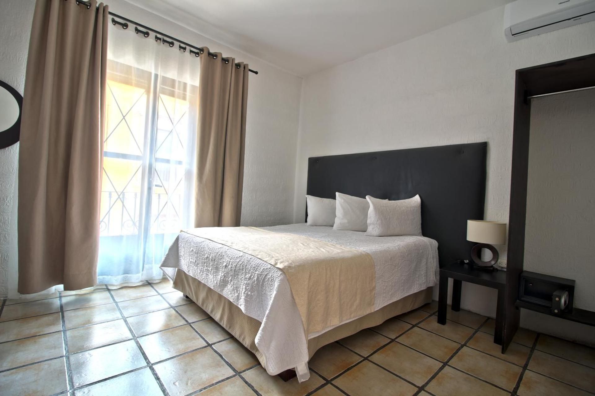 Queen Room with Balcony
