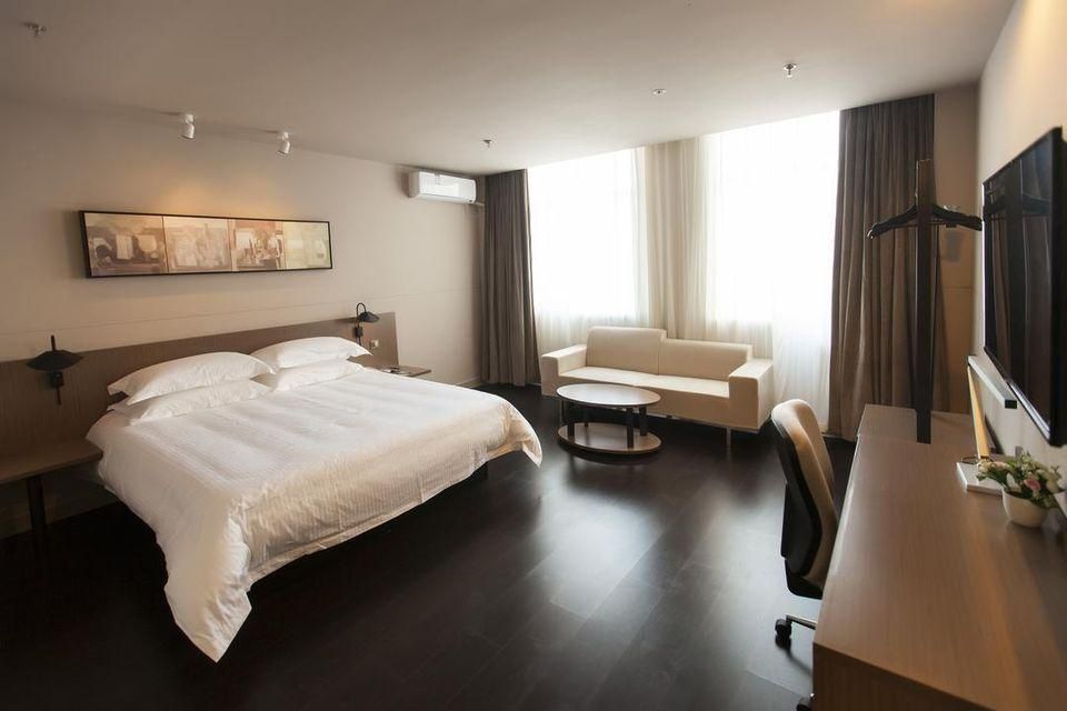 Business Suite A