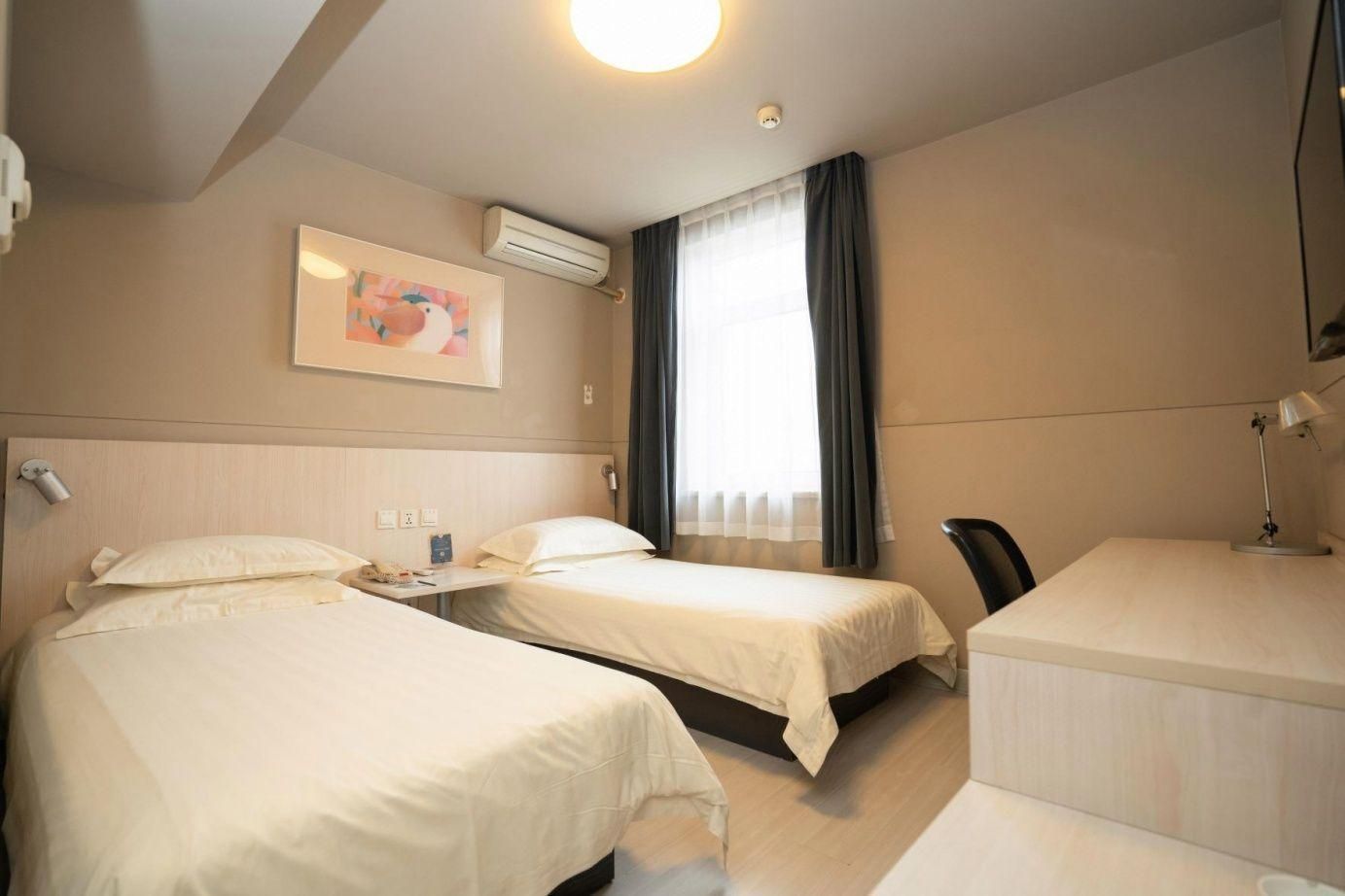 Twin Bed Standard Room