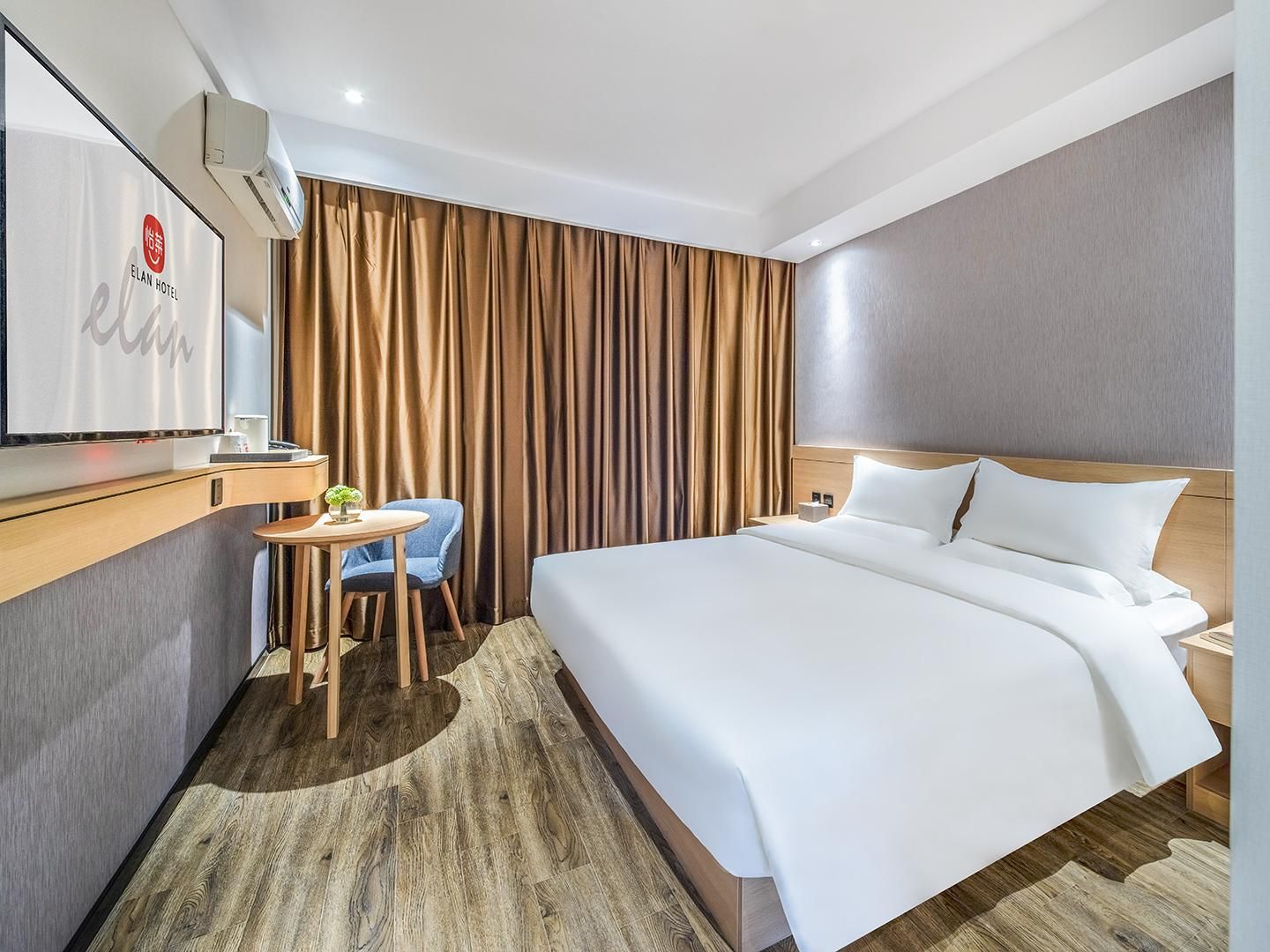 Huazhu - Room With Bed