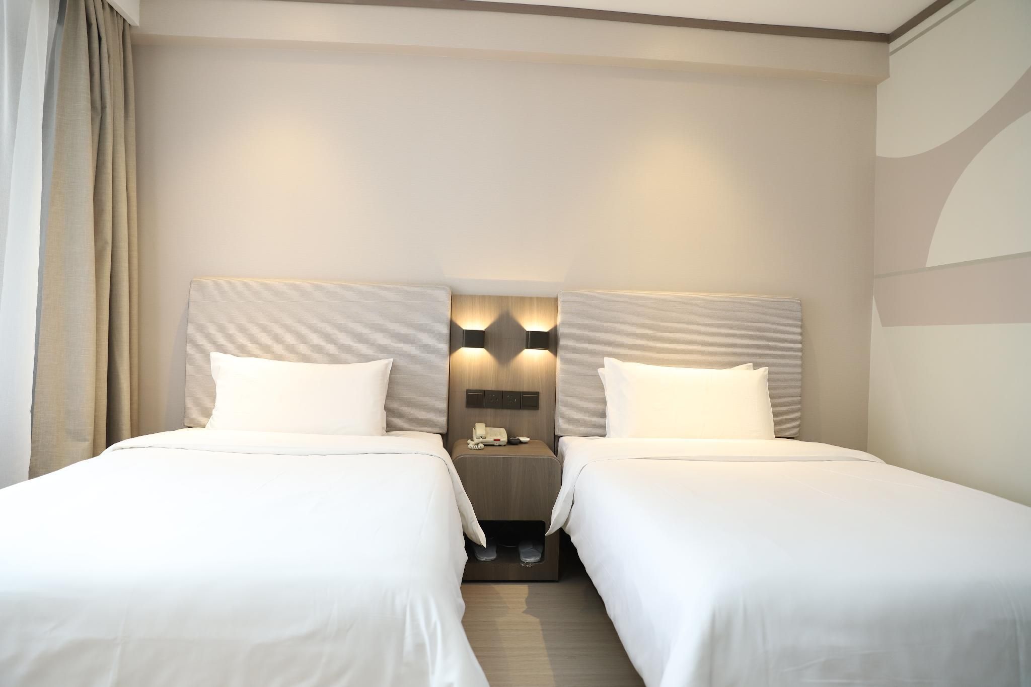Huazhu - Twin Room