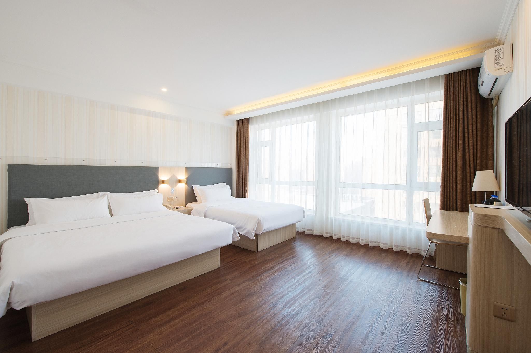 Huazhu - Family Room