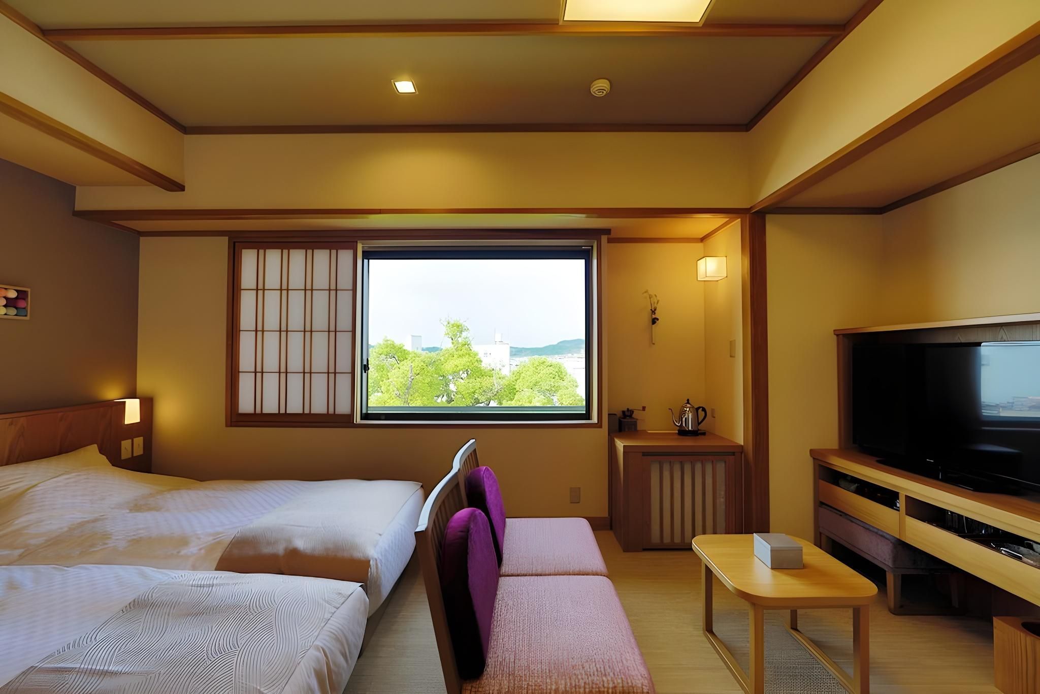 Main Building Double Room with Shower - Non-Smoking