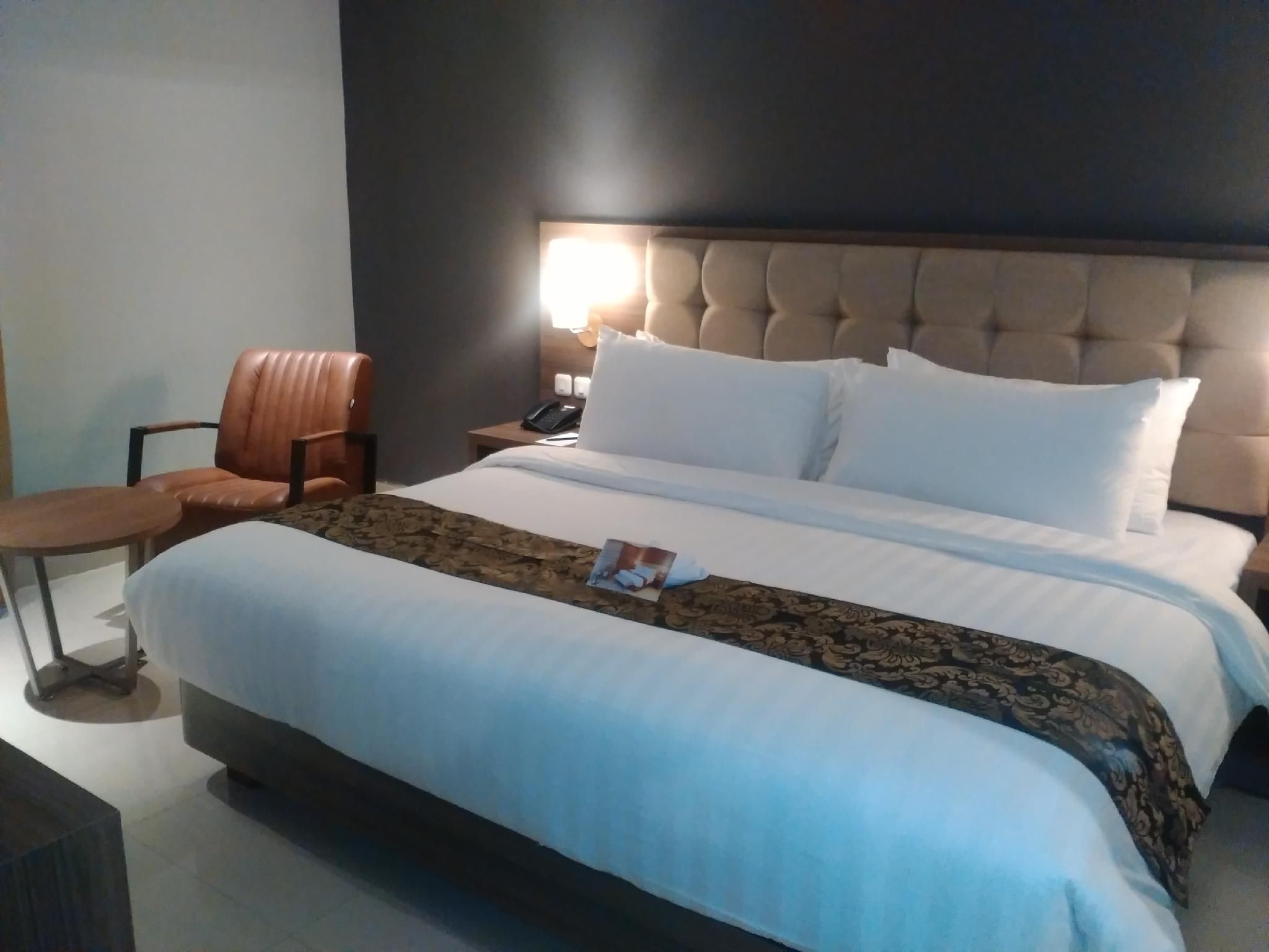 Jatiluhur Valley Resort Junior Suite 2