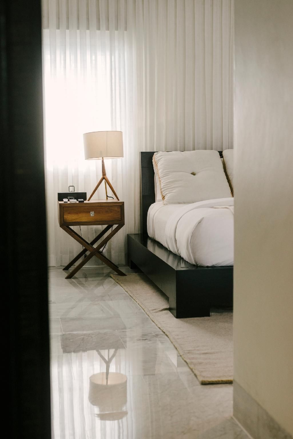 04-Junior Suite One King Bed (MI - DSTE)