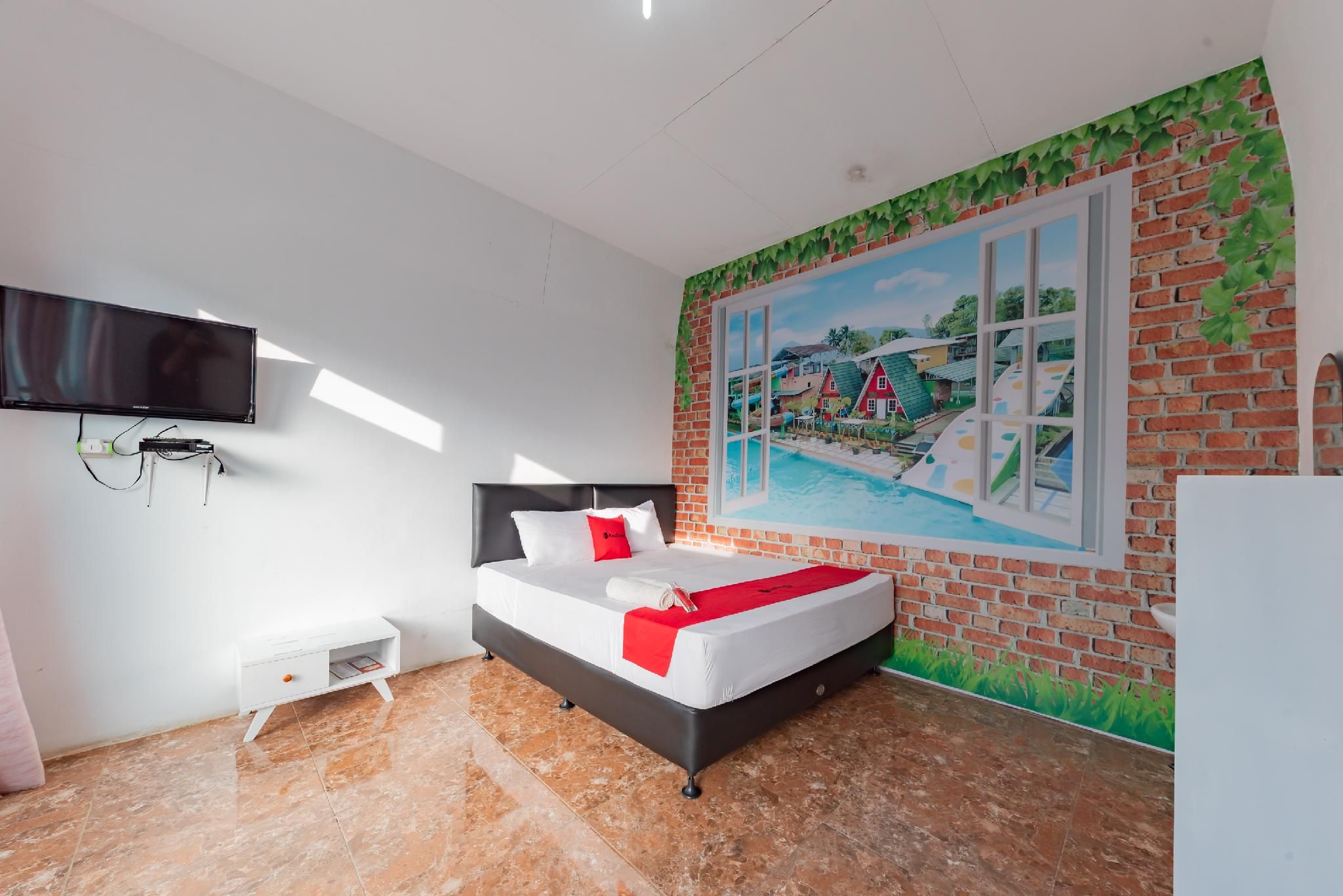 RedDoorz Resort Syariah @ Jaya Tirta Abadi Suite Double 3