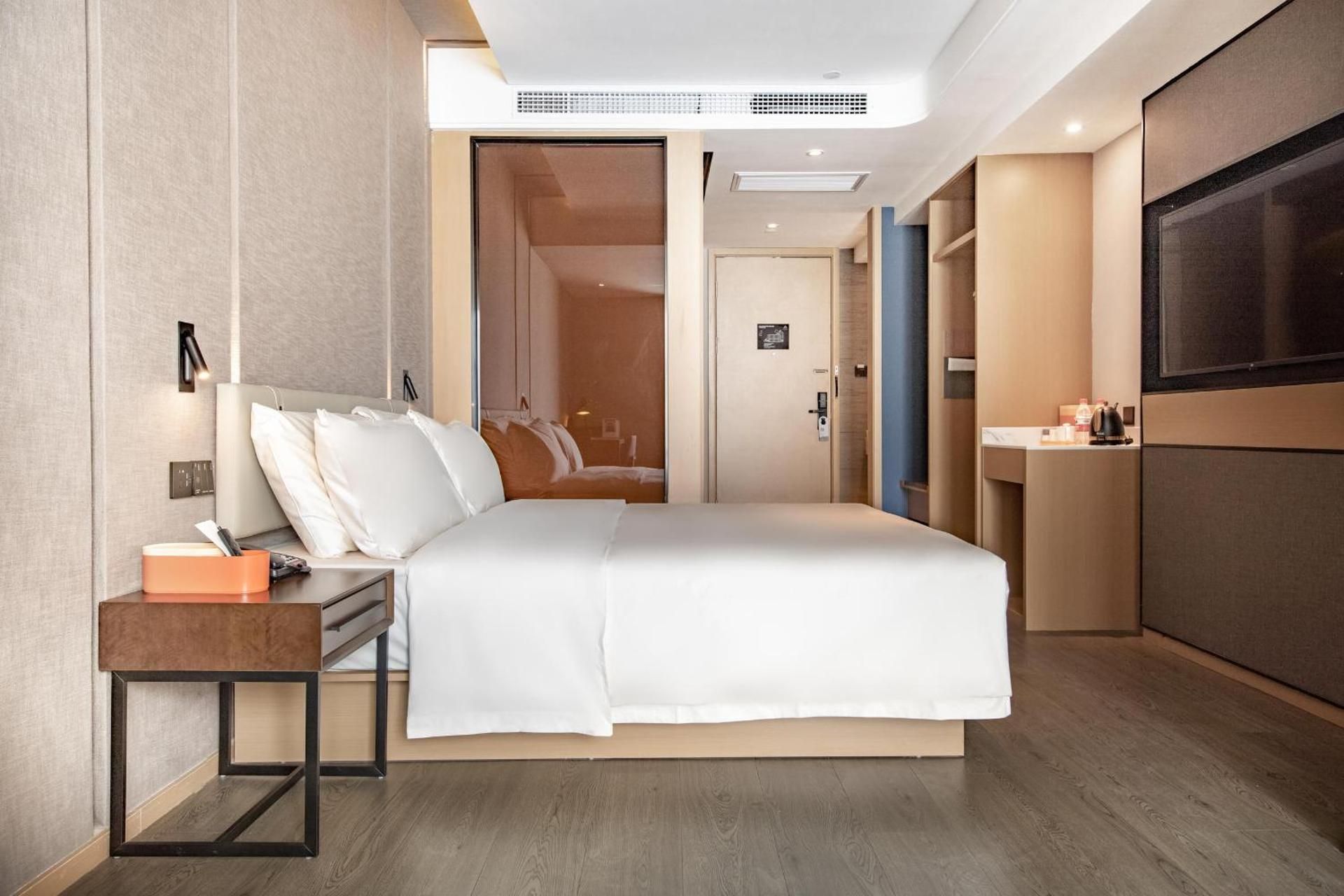 Atour - Elegant Room