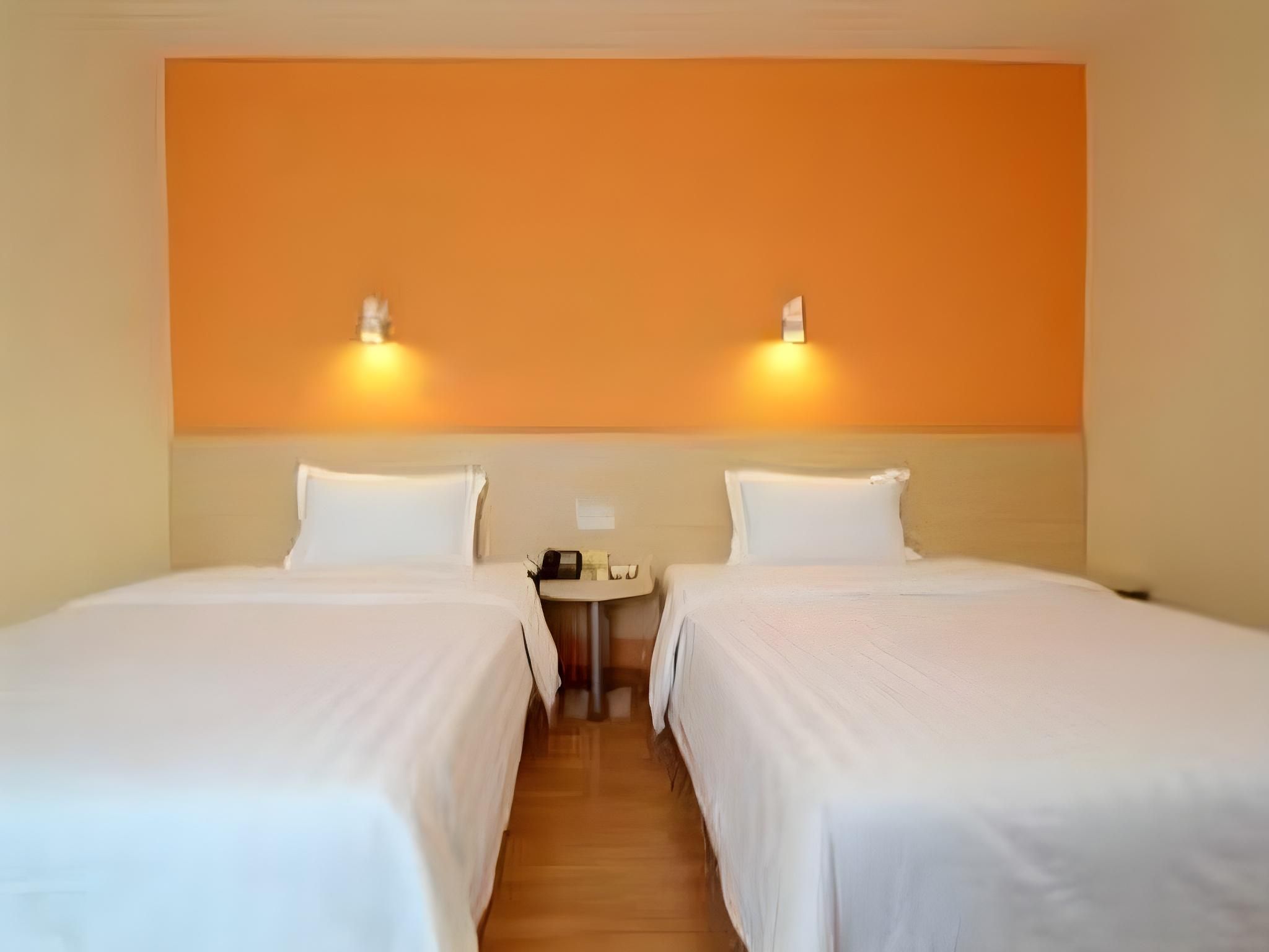 Corporate Twin, Guest room, 2 Twin/Single Bed(s), City view