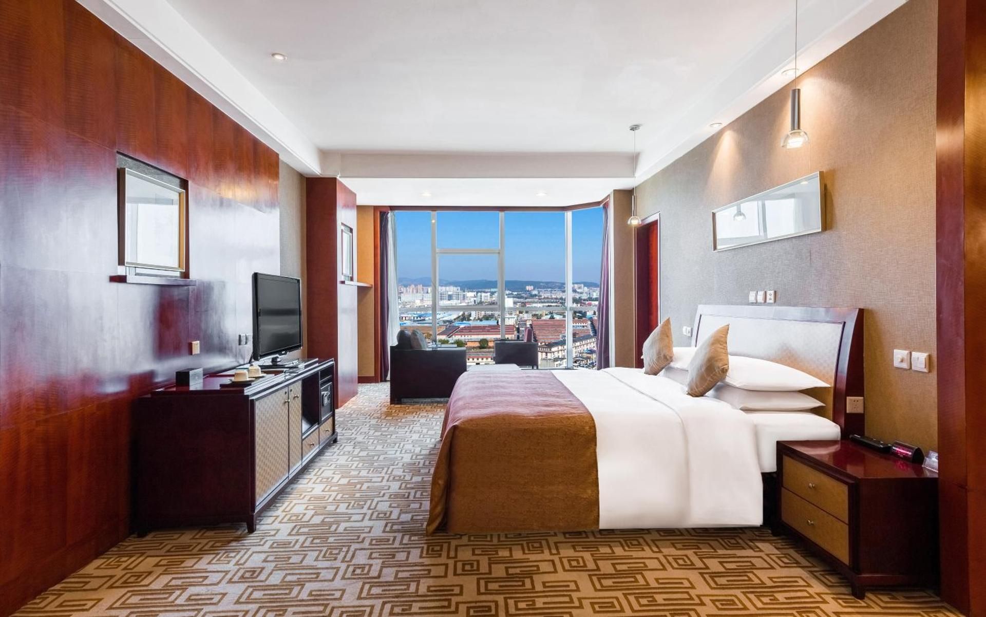 Executive Suite