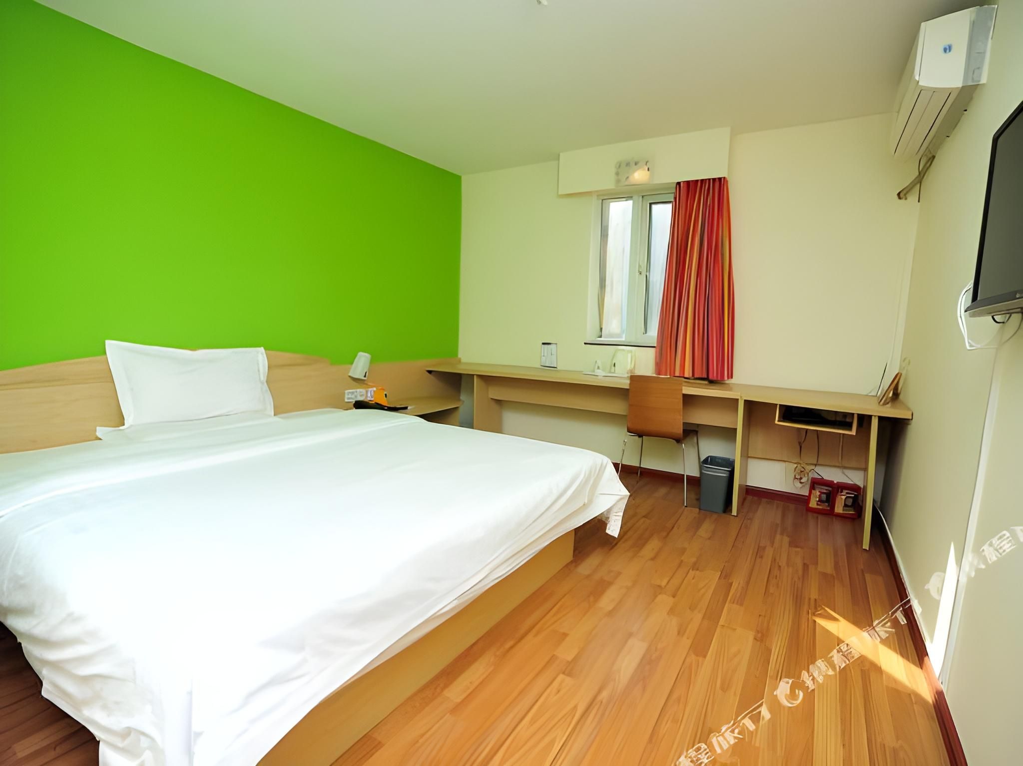 Select Bed Room