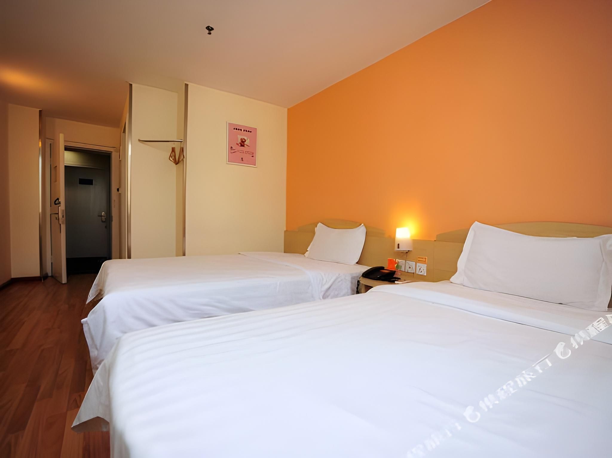 Business Twin Room