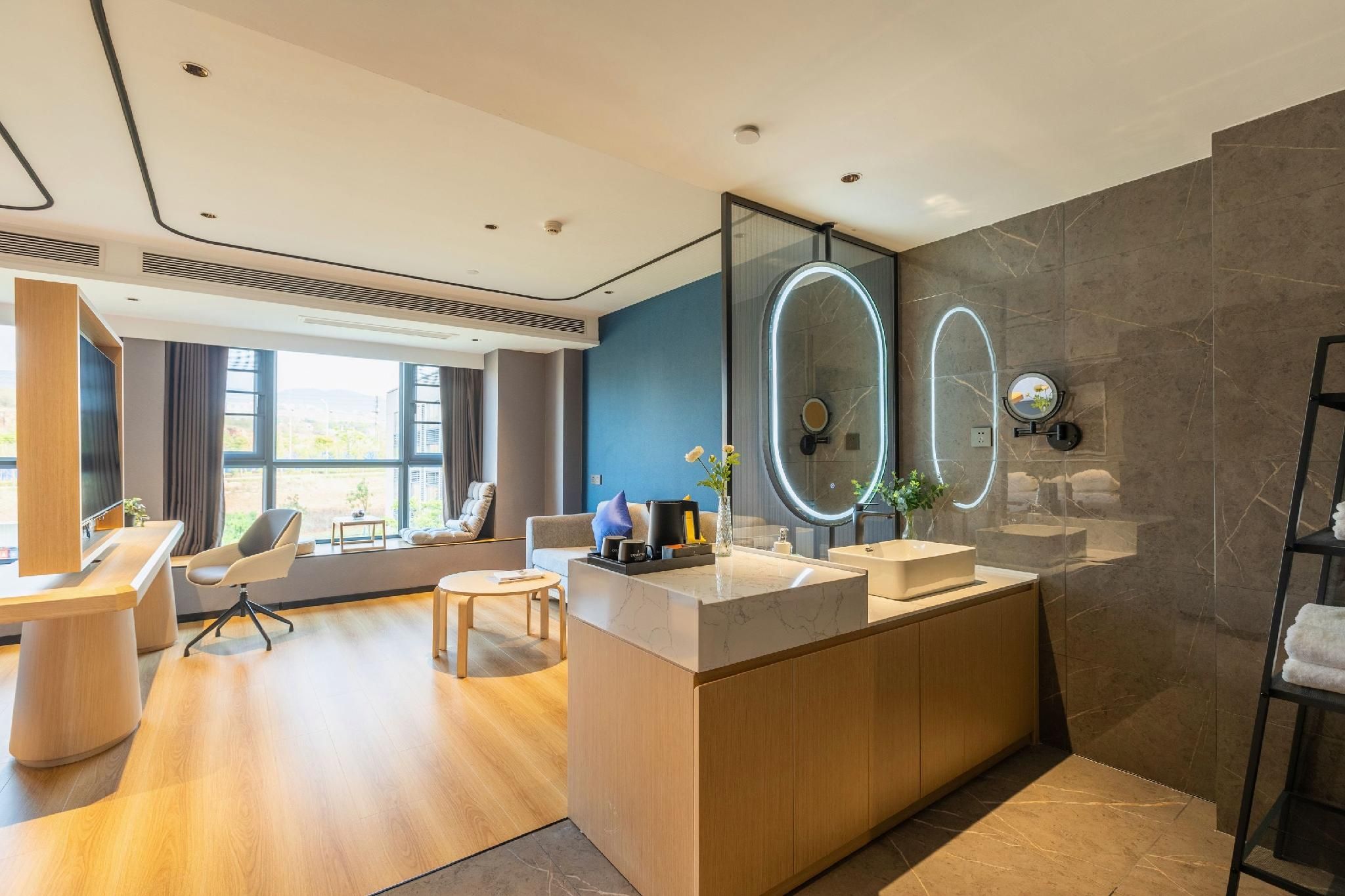 Executive Suite