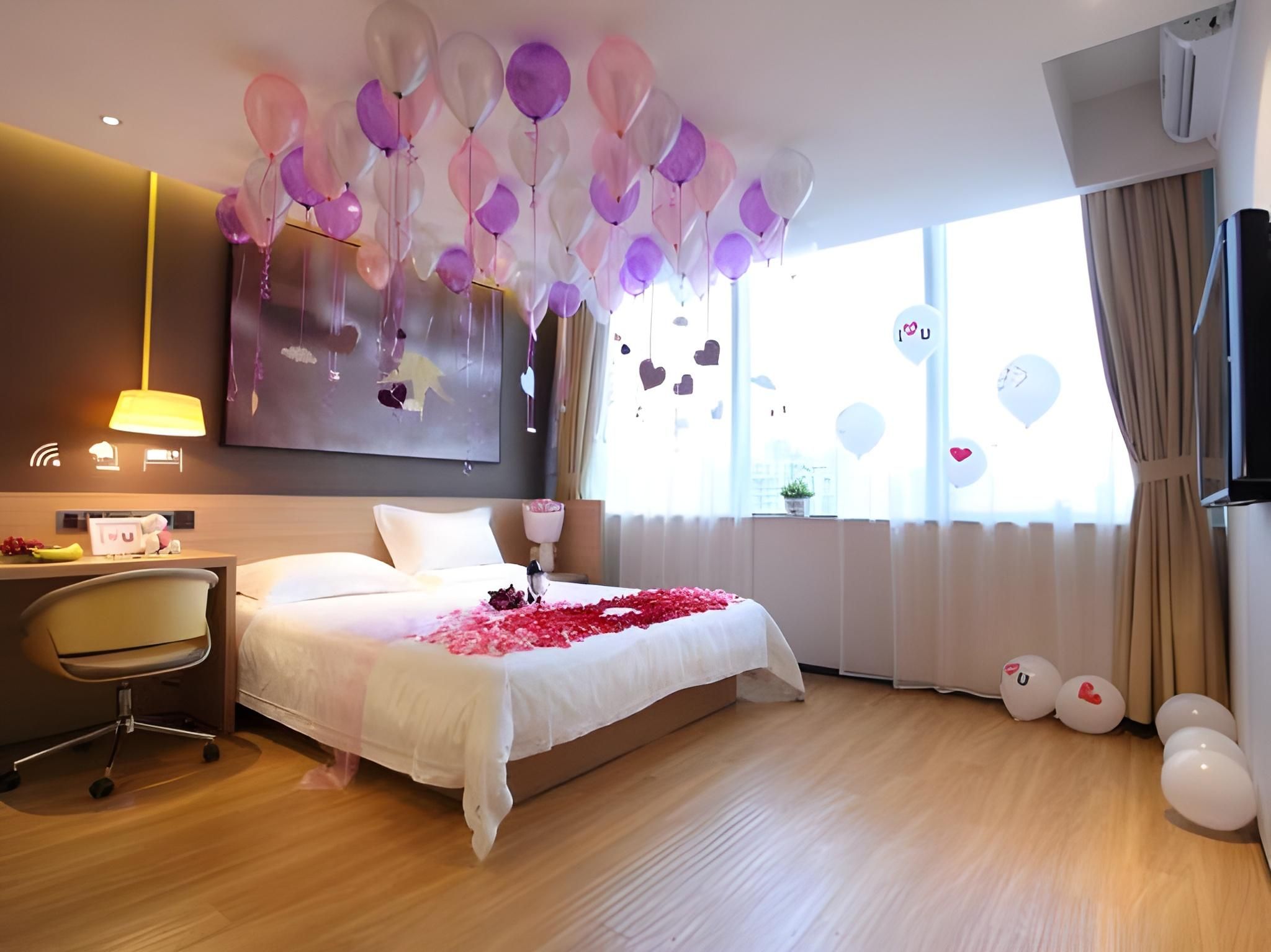 IU Super Double Room