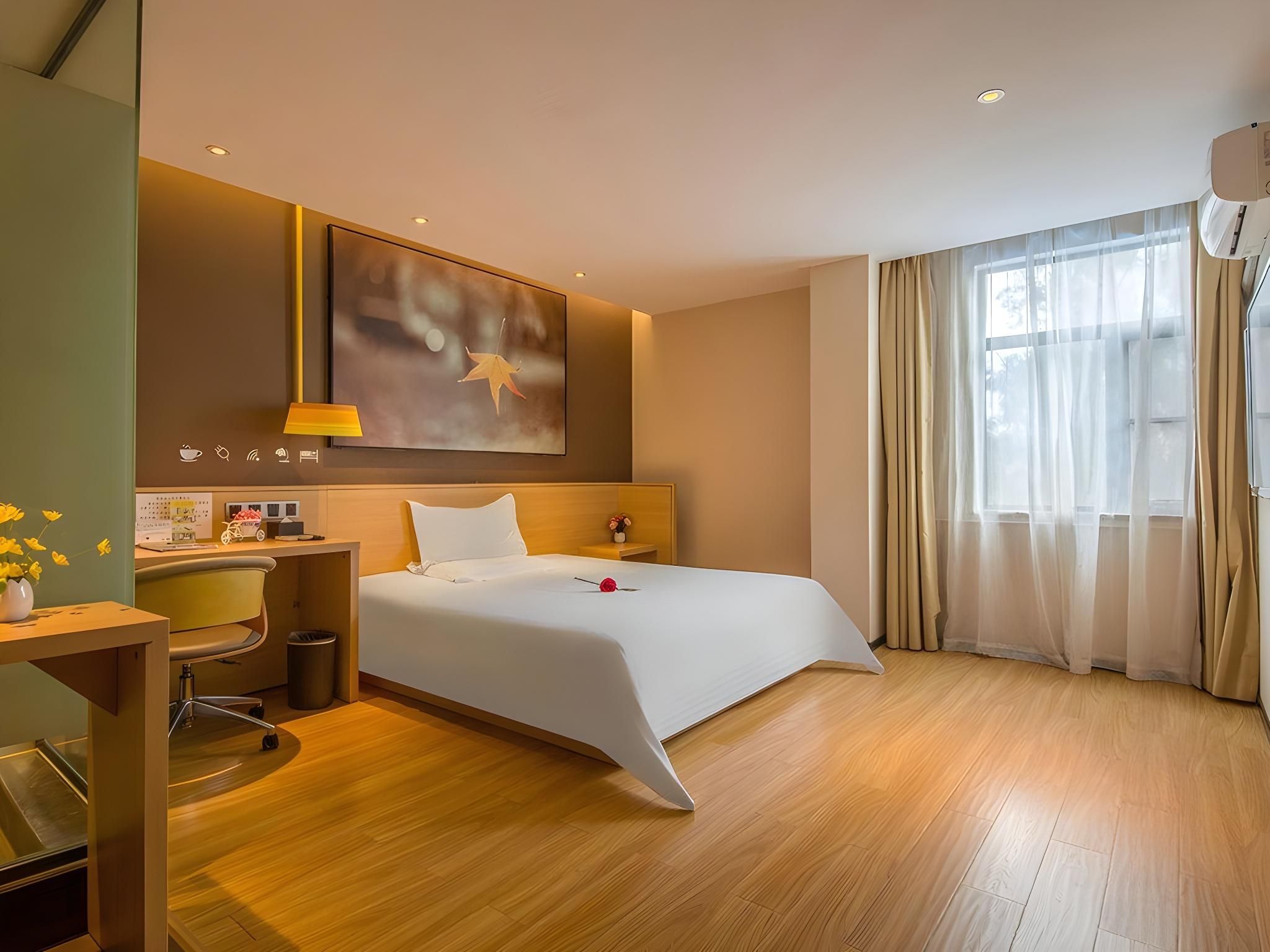 IU Compact U - Comfort Bed Room