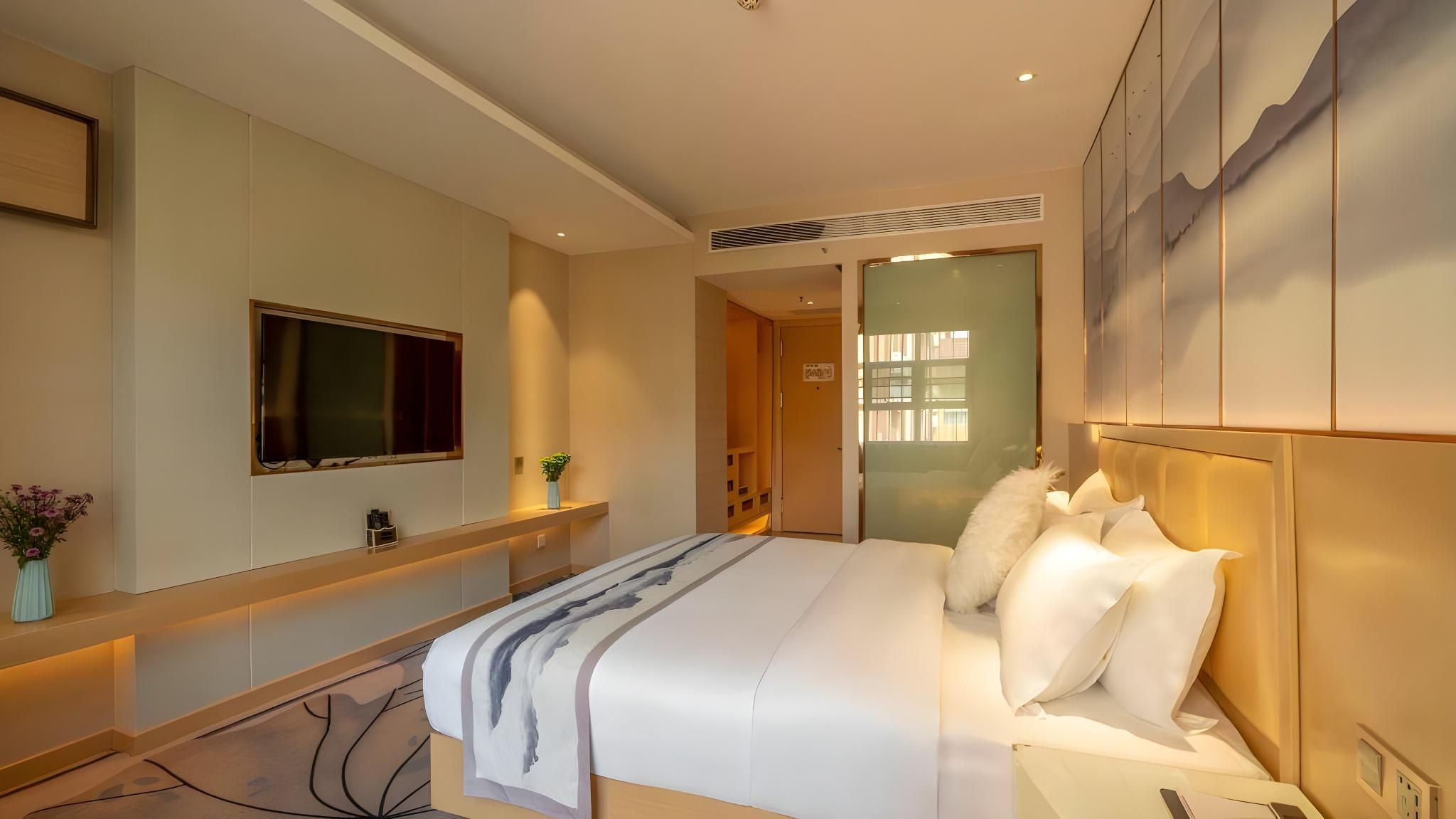 GTR - Guest Room with One 1.8M Bed