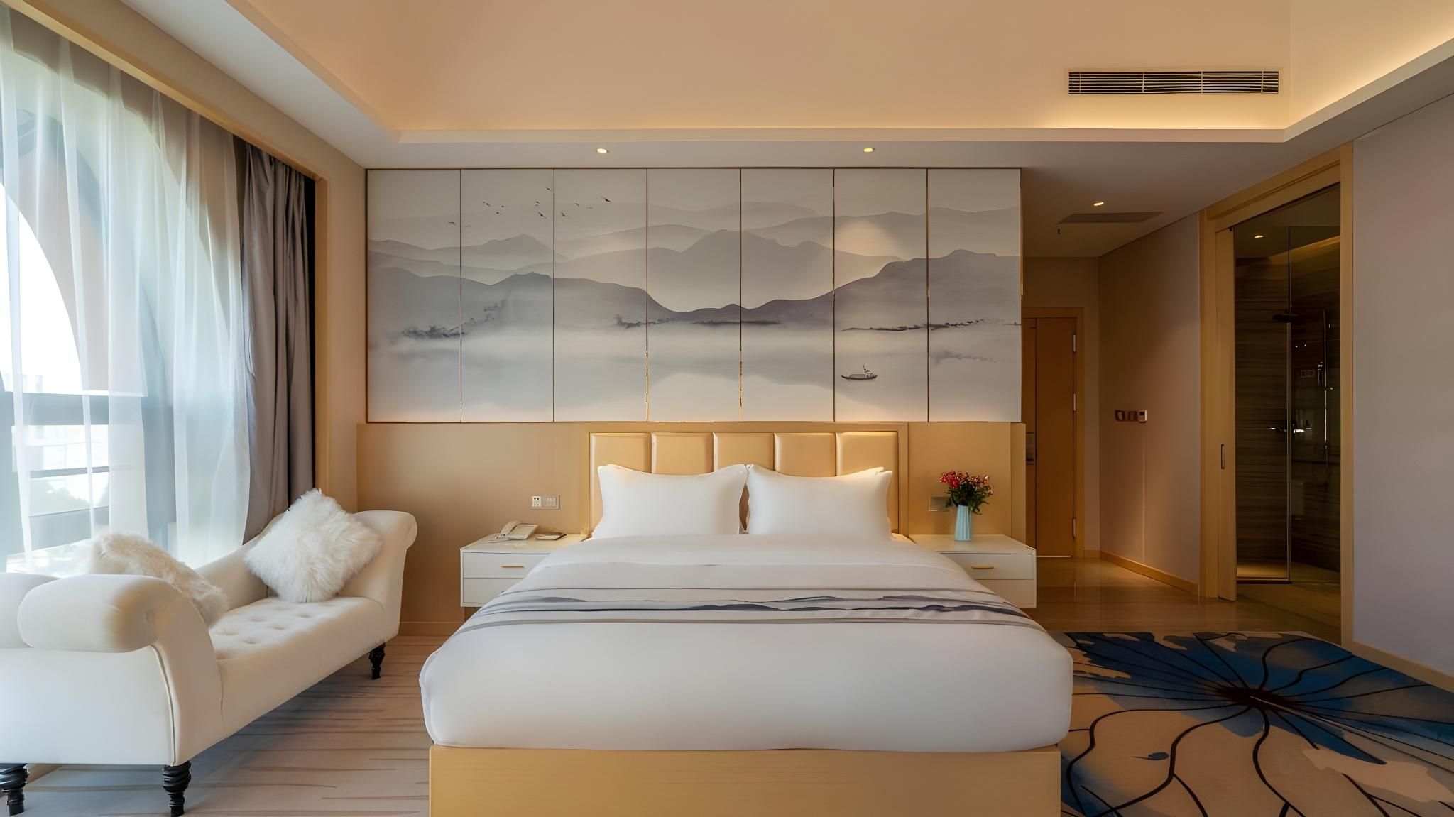 Queen Suite