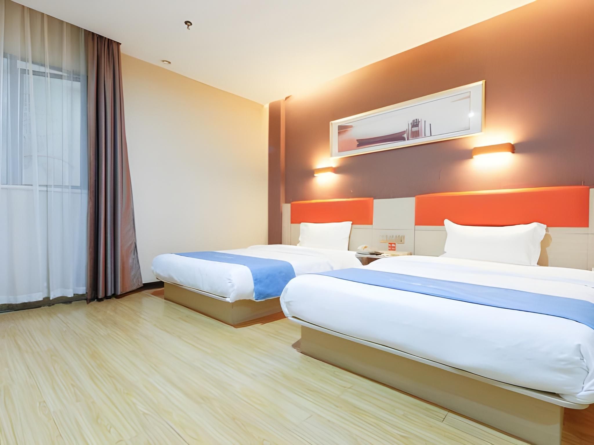 Featured Twin Room