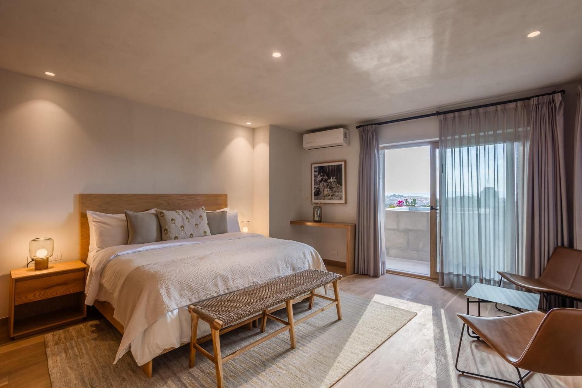 Superior Apartment