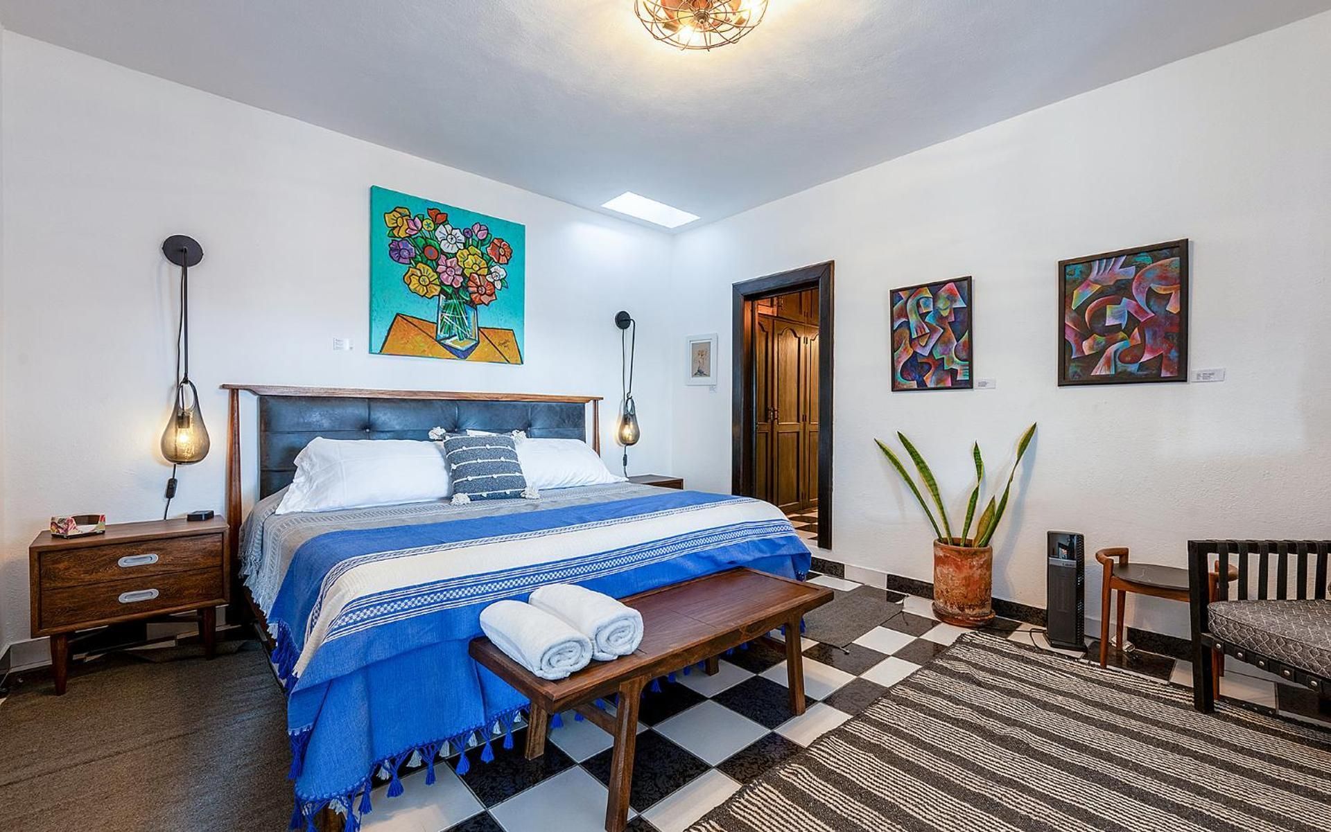 King Room