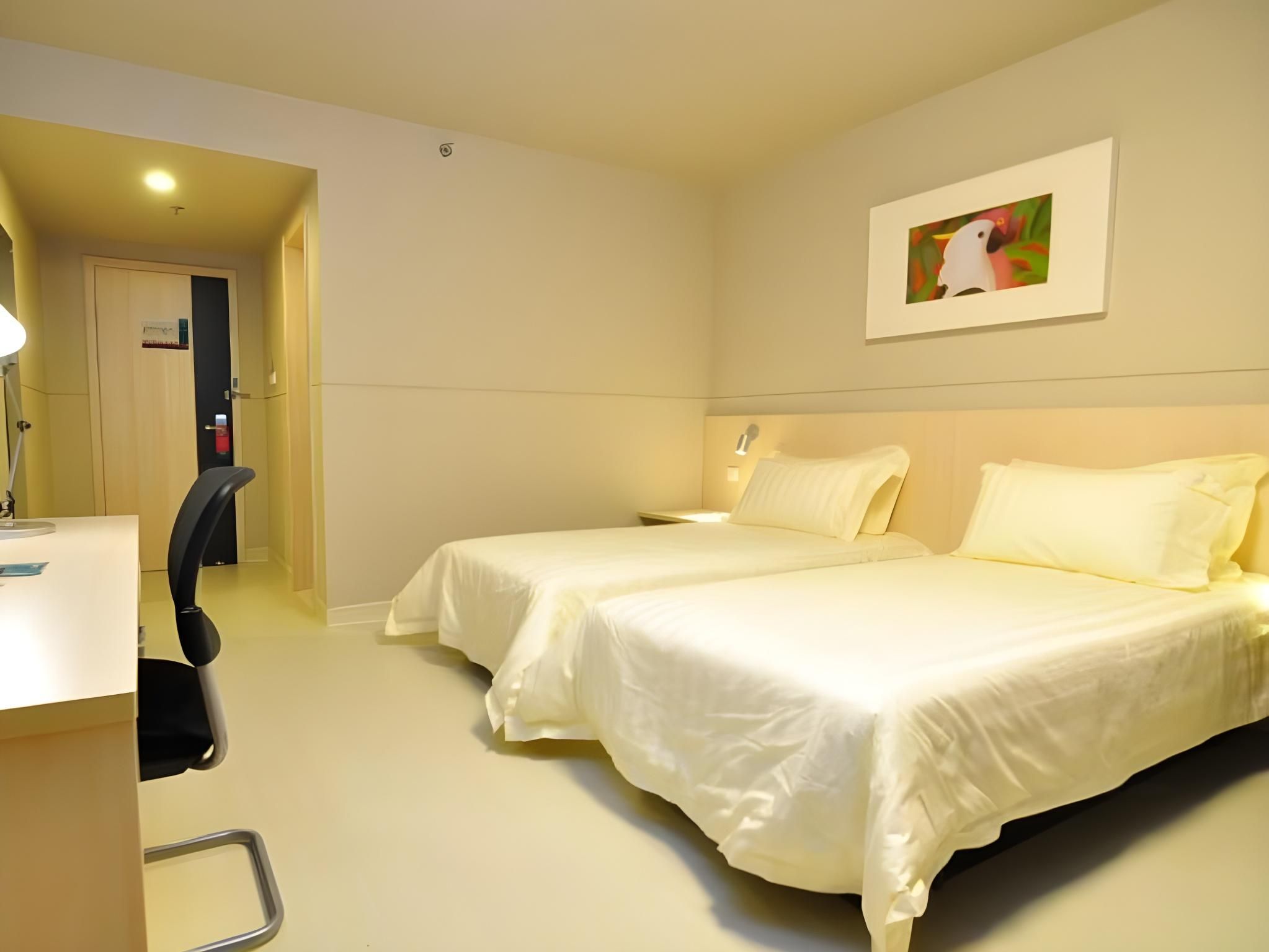 Business Standard Room A