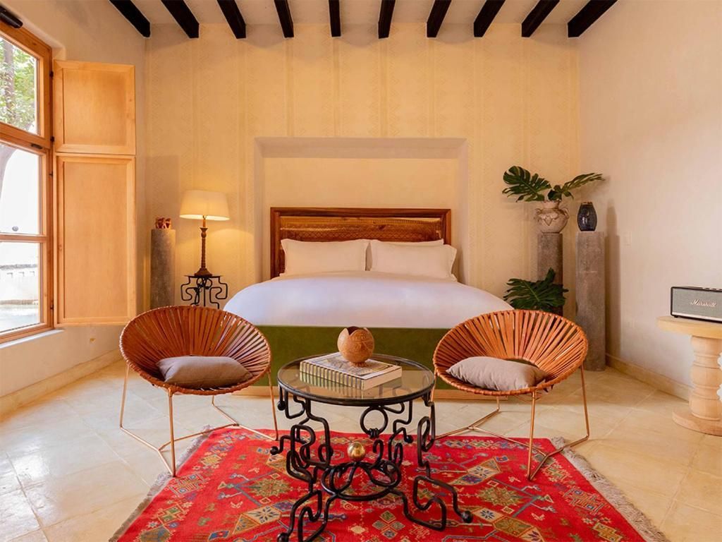 Deluxe Suite