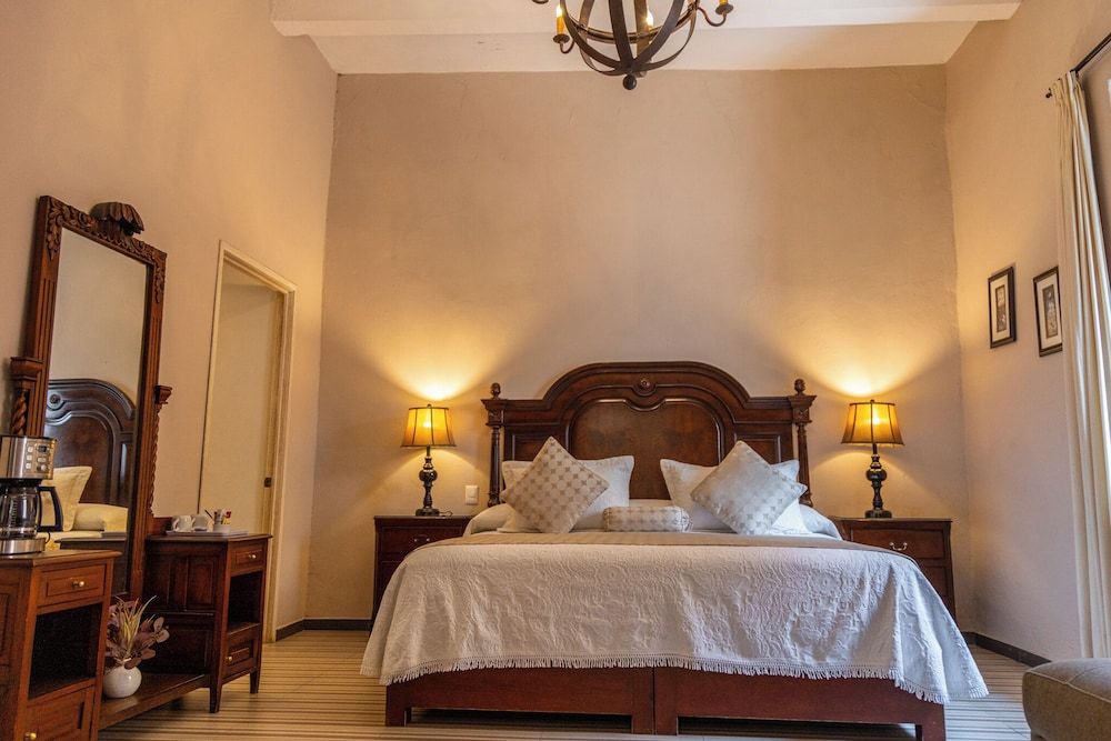 Hotel Casa Aliz Classic Room, 1 King Bed with Sofa bed, Air conditioning