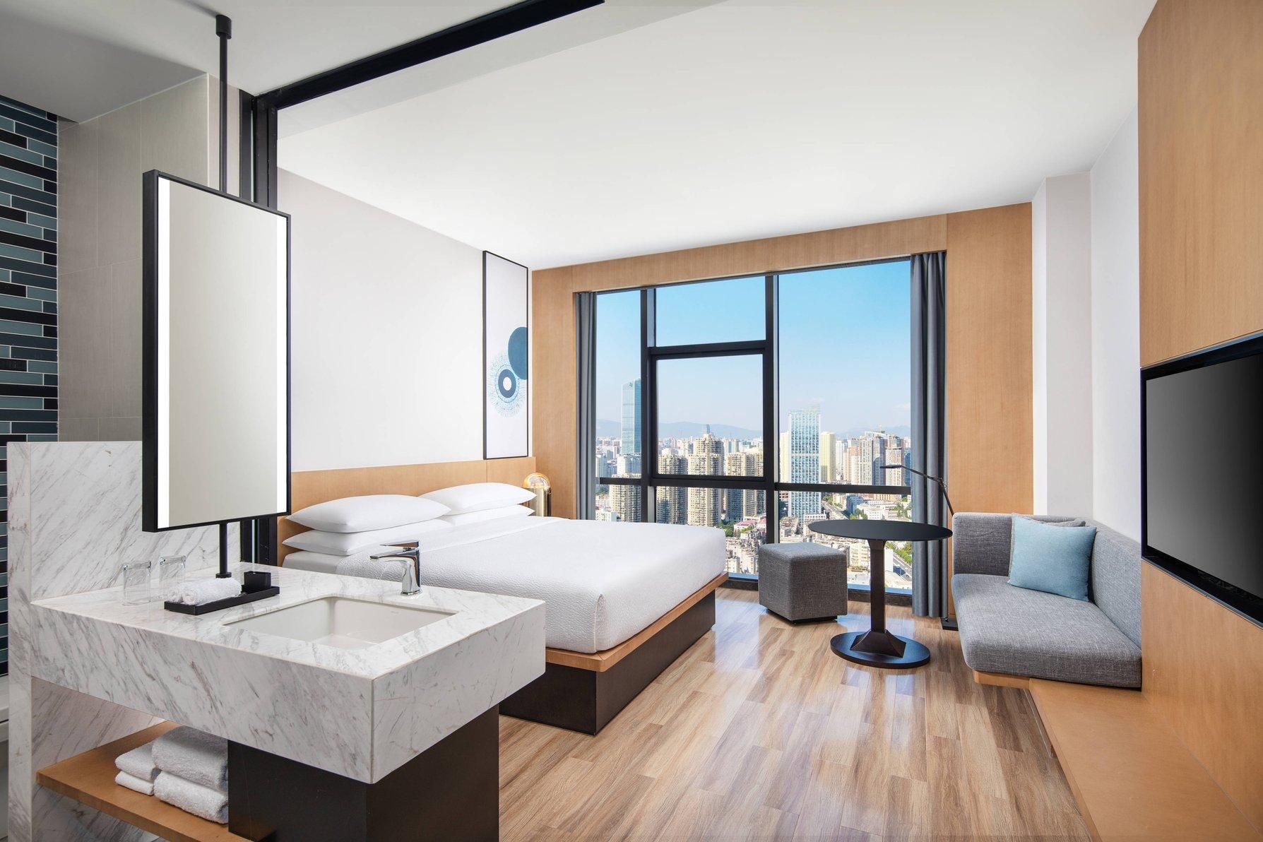 Superior King Room, Guest room, 1 King, City view