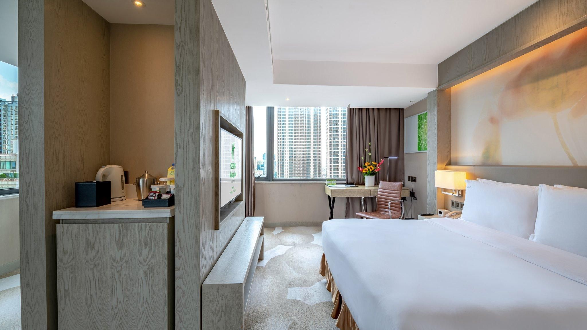 1 King Premium City View