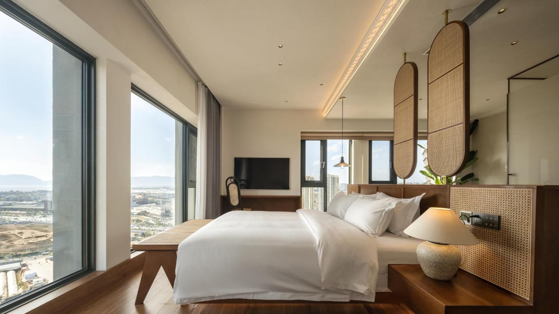 Deluxe Double Room with Bath