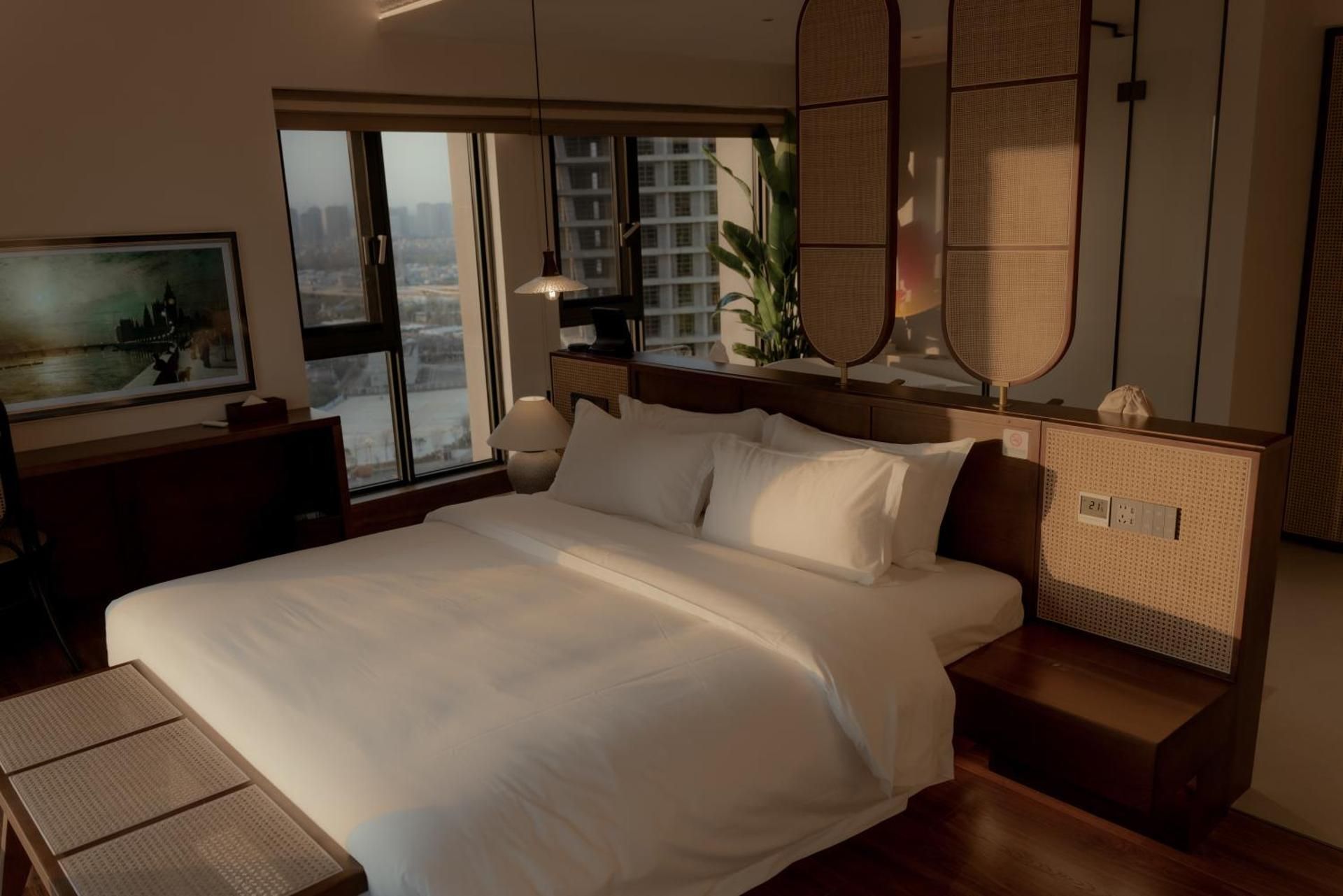 Deluxe Double Room with Bath