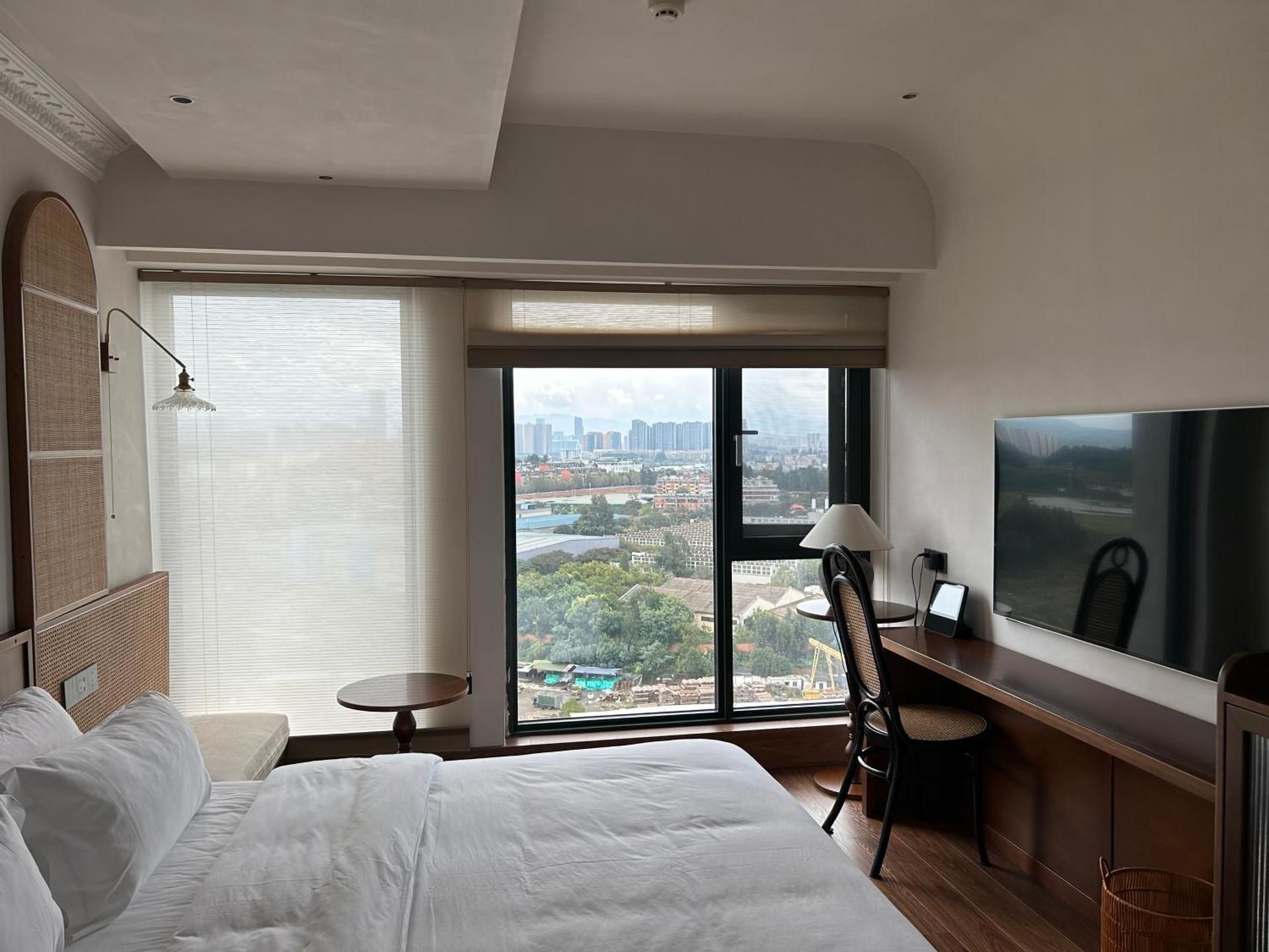 Double Room with Mountain View