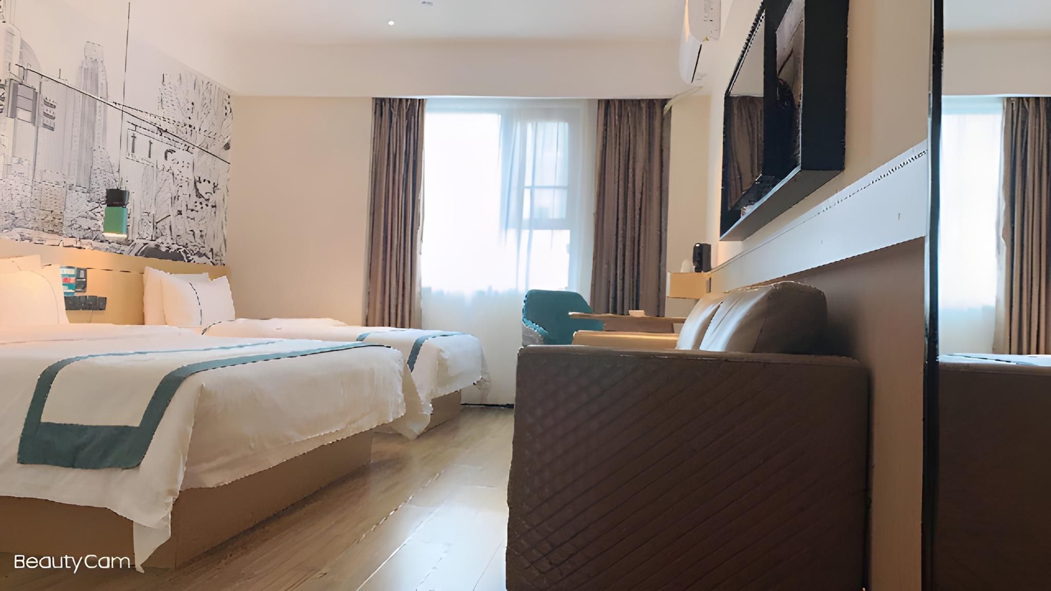 Dossen - Family Room