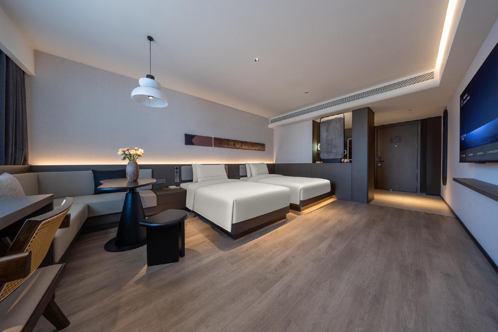 Atour - Executive Twin Room with City View