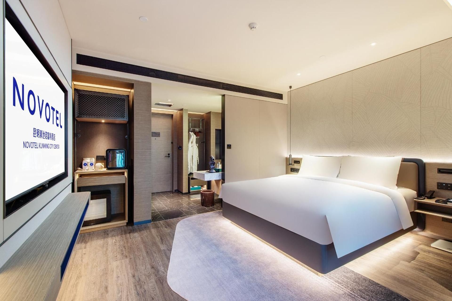 Superior Room with 1 kingsize bed