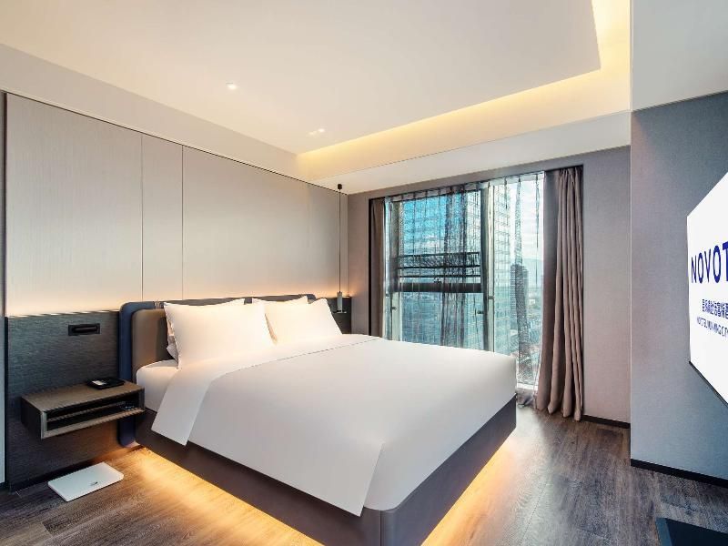 Deluxe Suite With 2 Single Beds