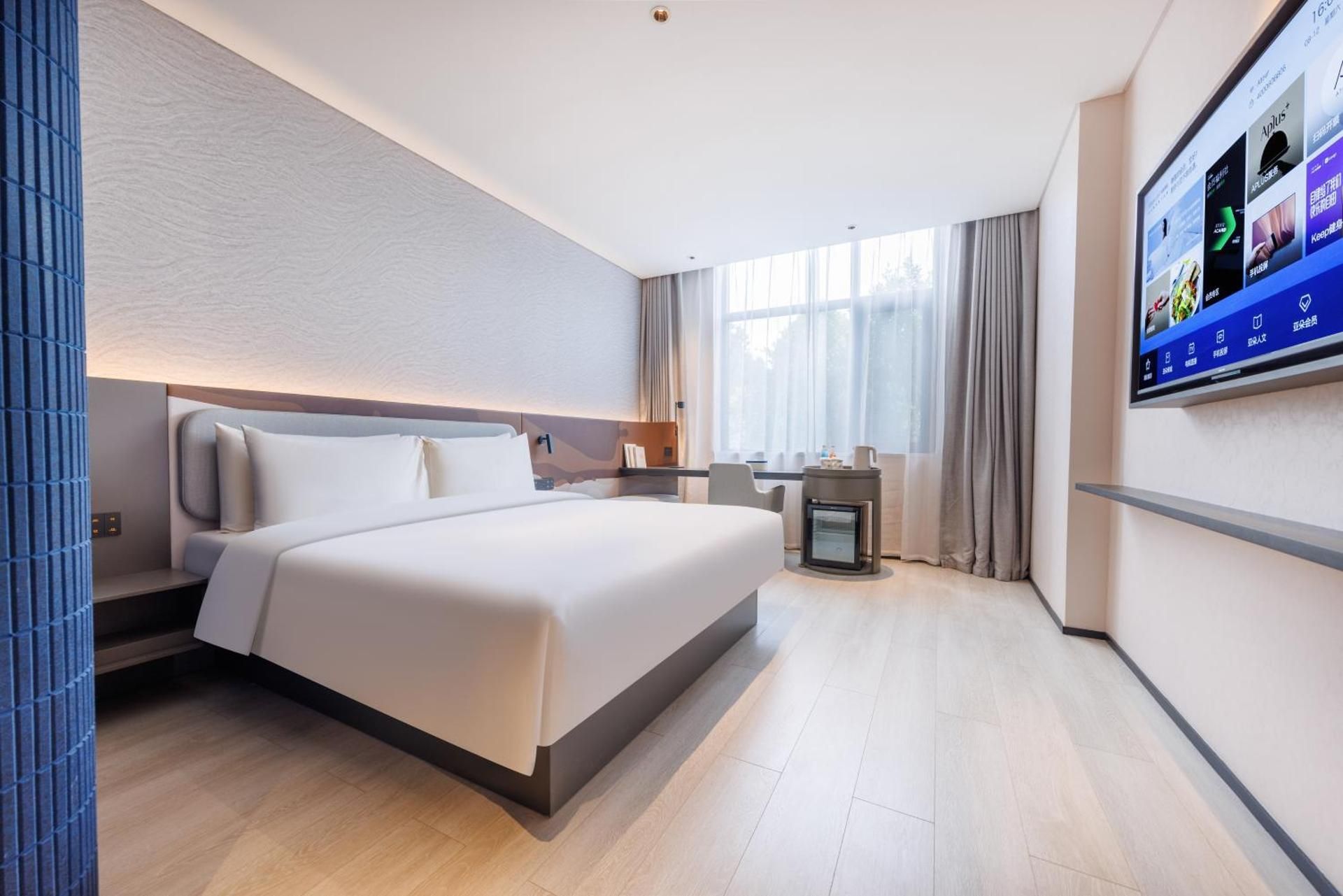 Standard Double Room with Inner Window