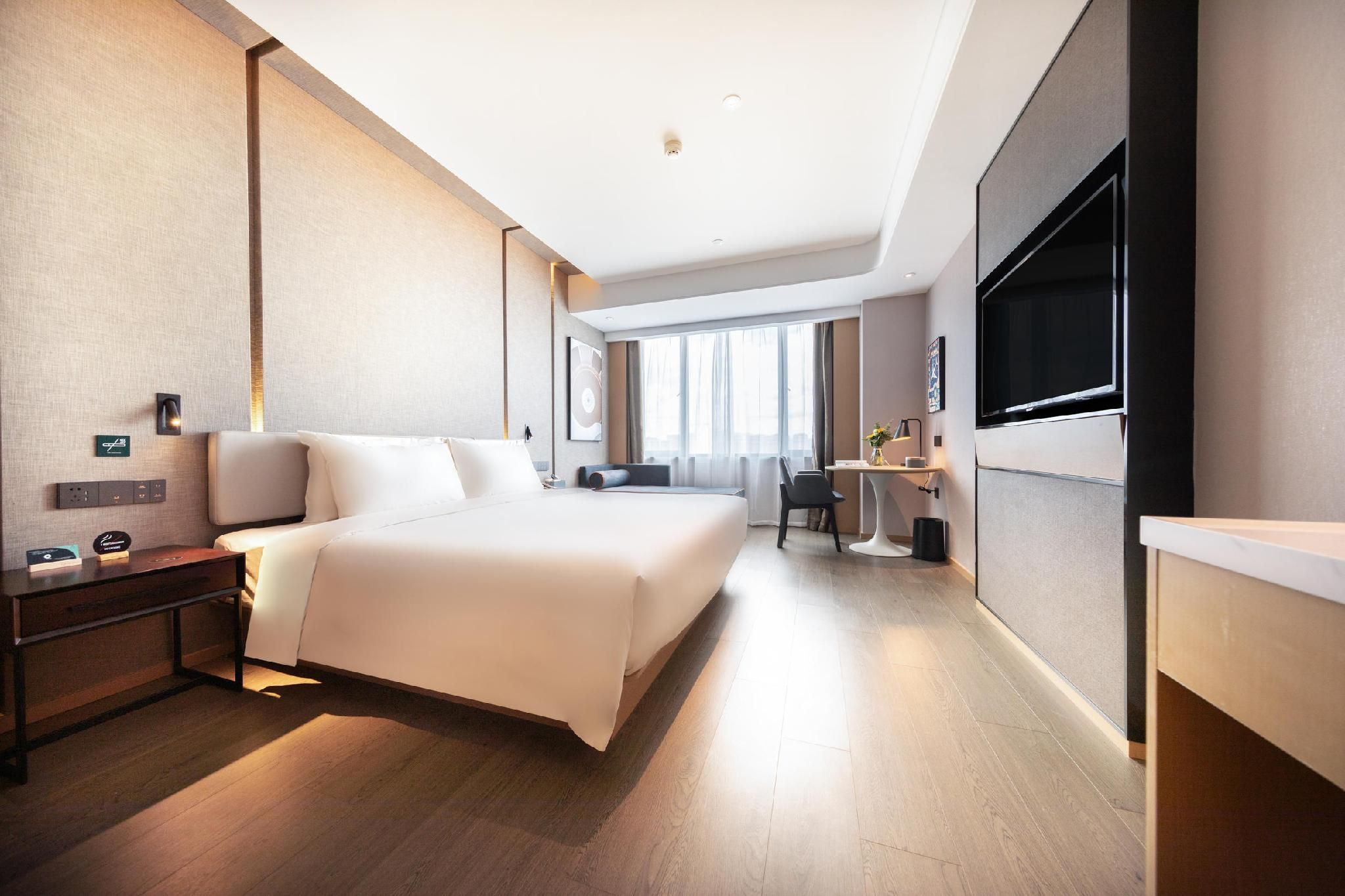 Executive room, Guest room, 1 Queen