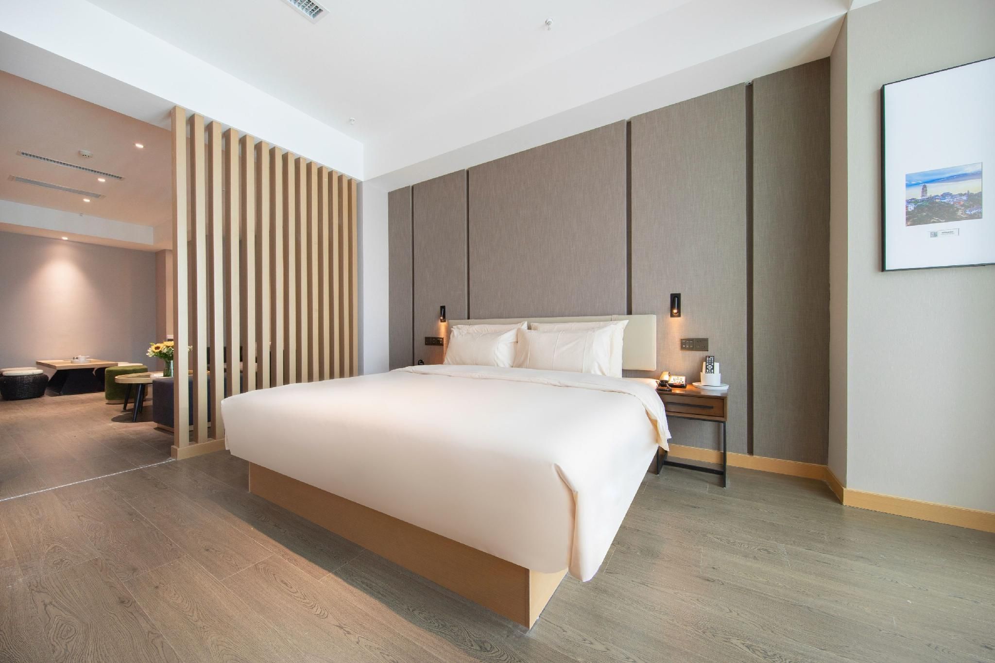 Atour Hotel Kunming Dianchi Xishan District Government Executive Family Twin 2