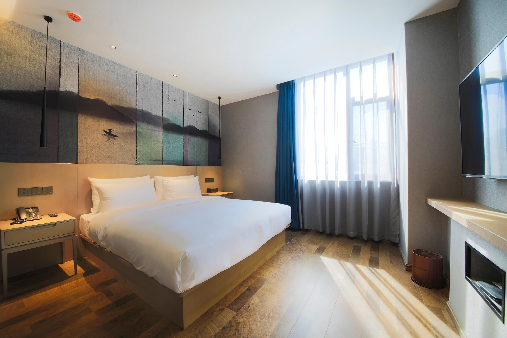 Huazhu - Superior BedRoom